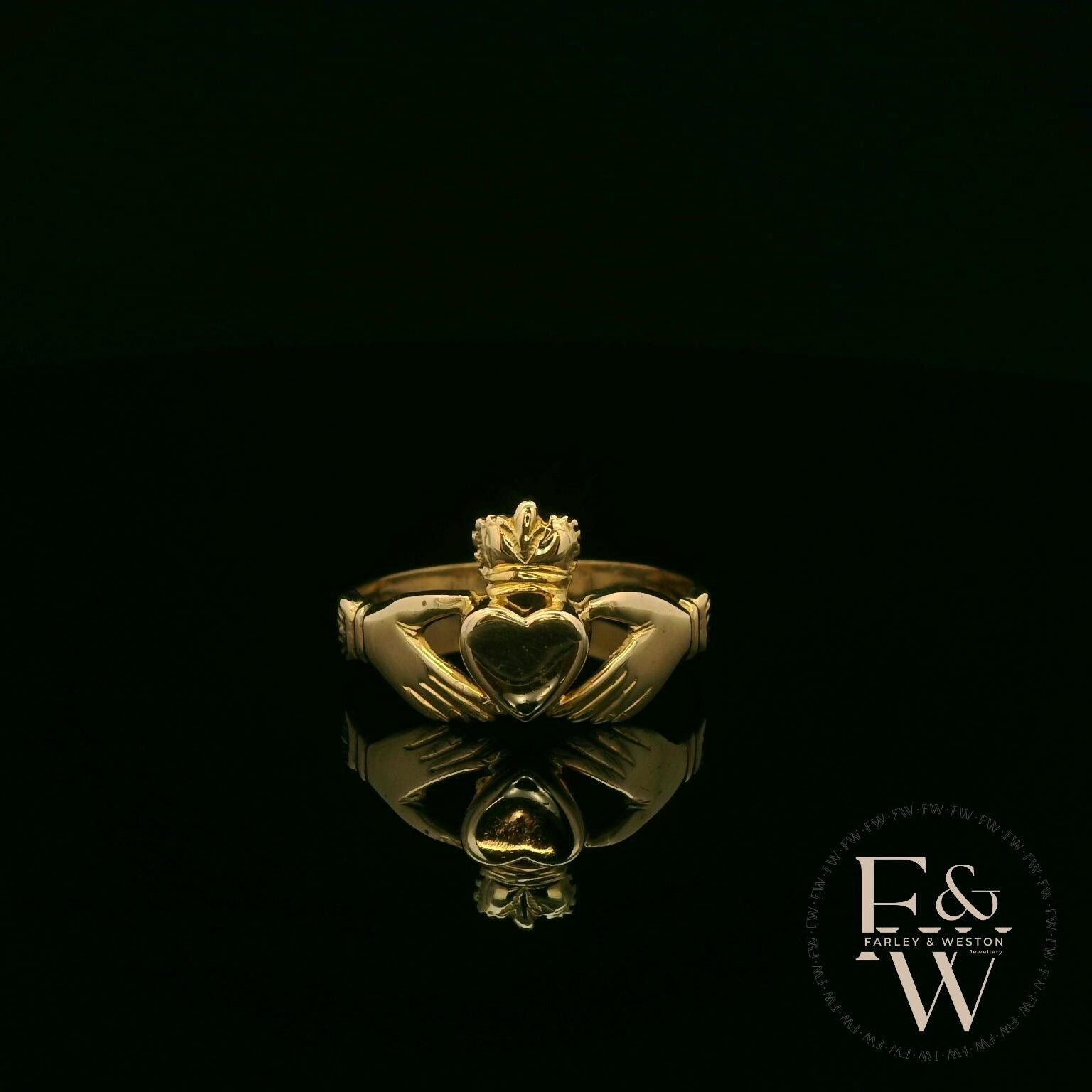 9ct Yellow Gold Claddagh Ring