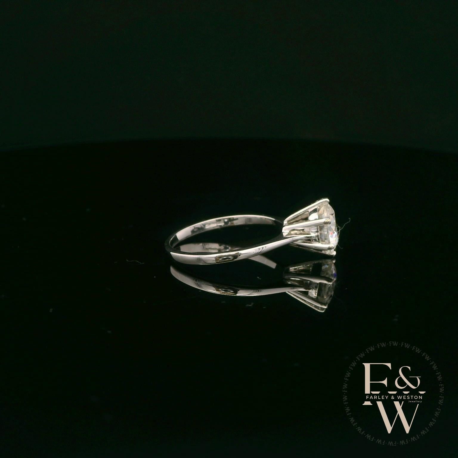 9ct White Gold Lab-Grown Diamond Single Stone Ring