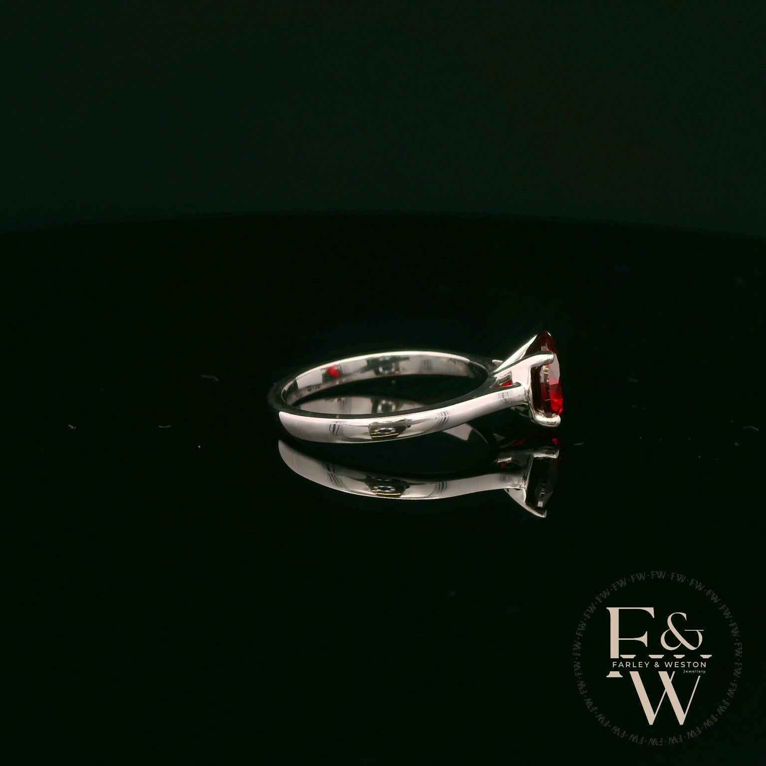 9ct White Gold 2ct Garnet Single Stone Ring