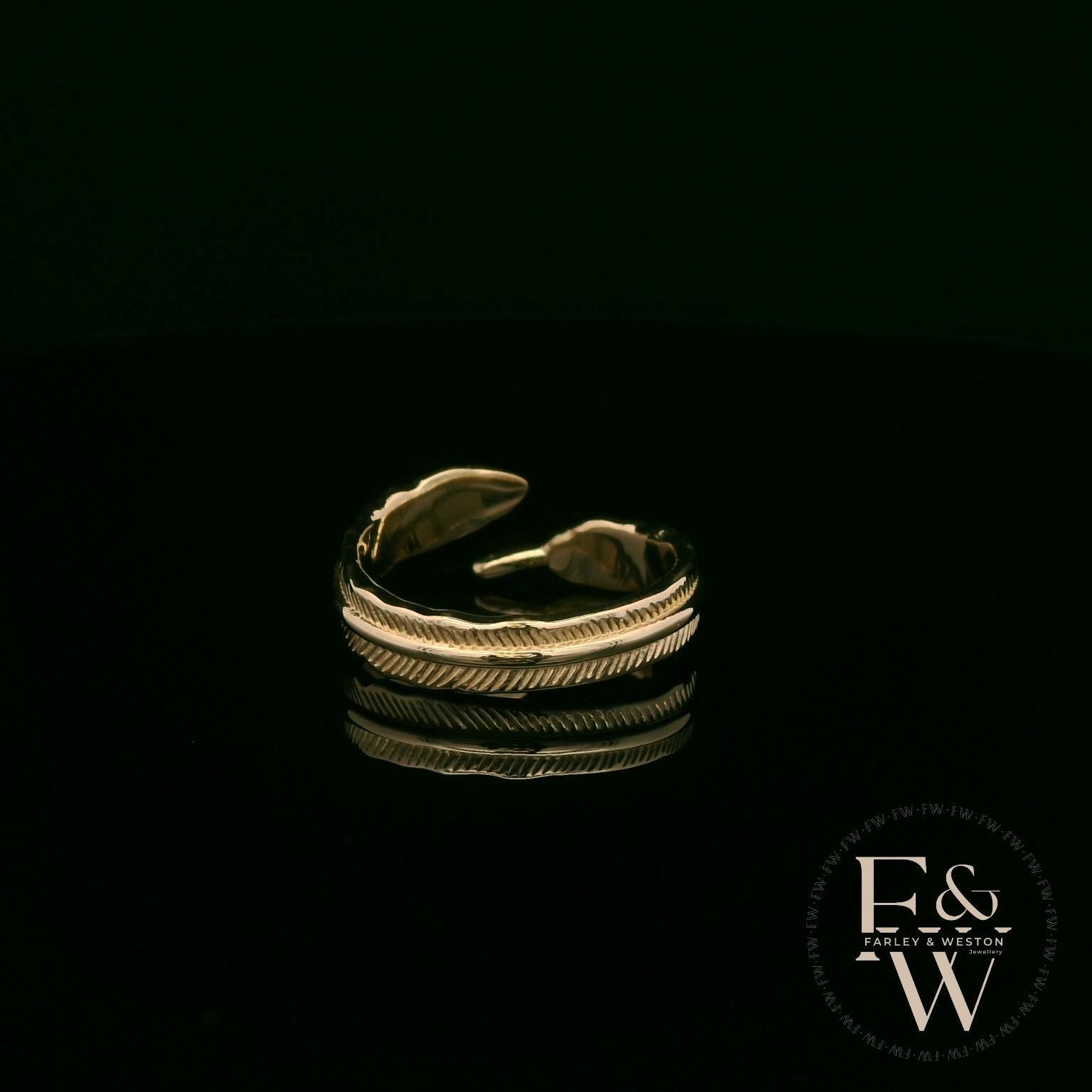 9ct Yellow Gold Leaf Design Band Ring