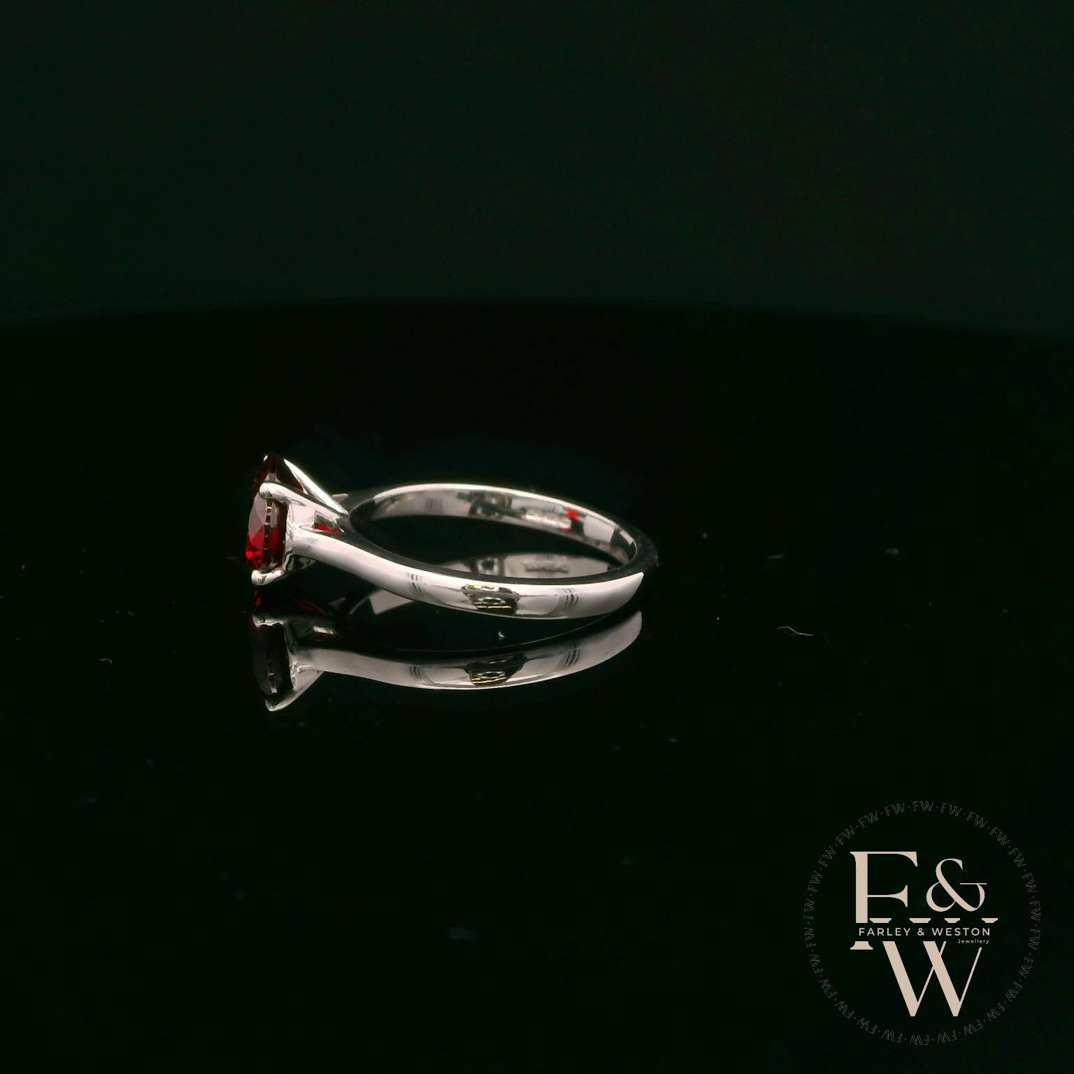 9ct White Gold 2ct Garnet Single Stone Ring