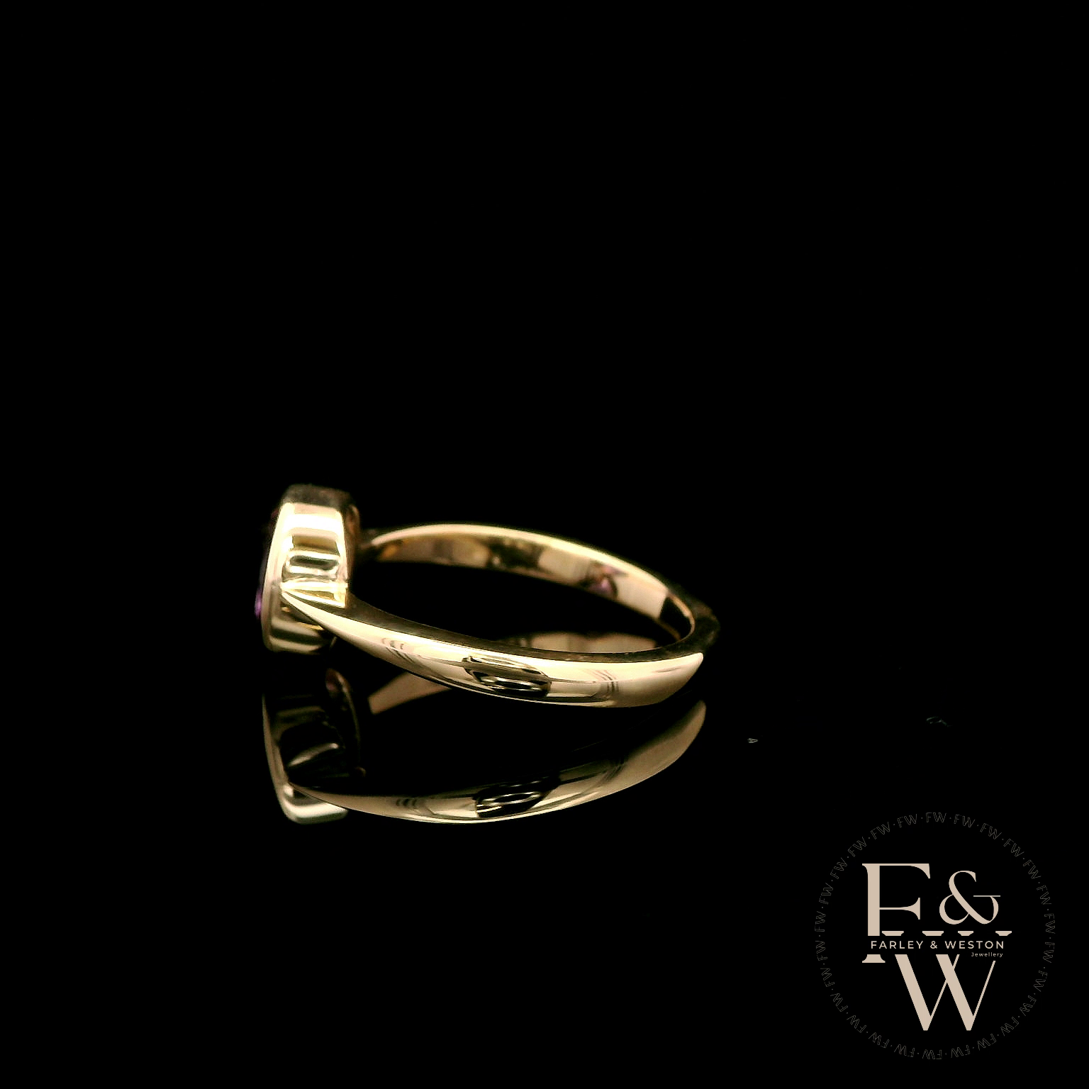 9ct Yellow Gold Amethyst Single Stone Ring