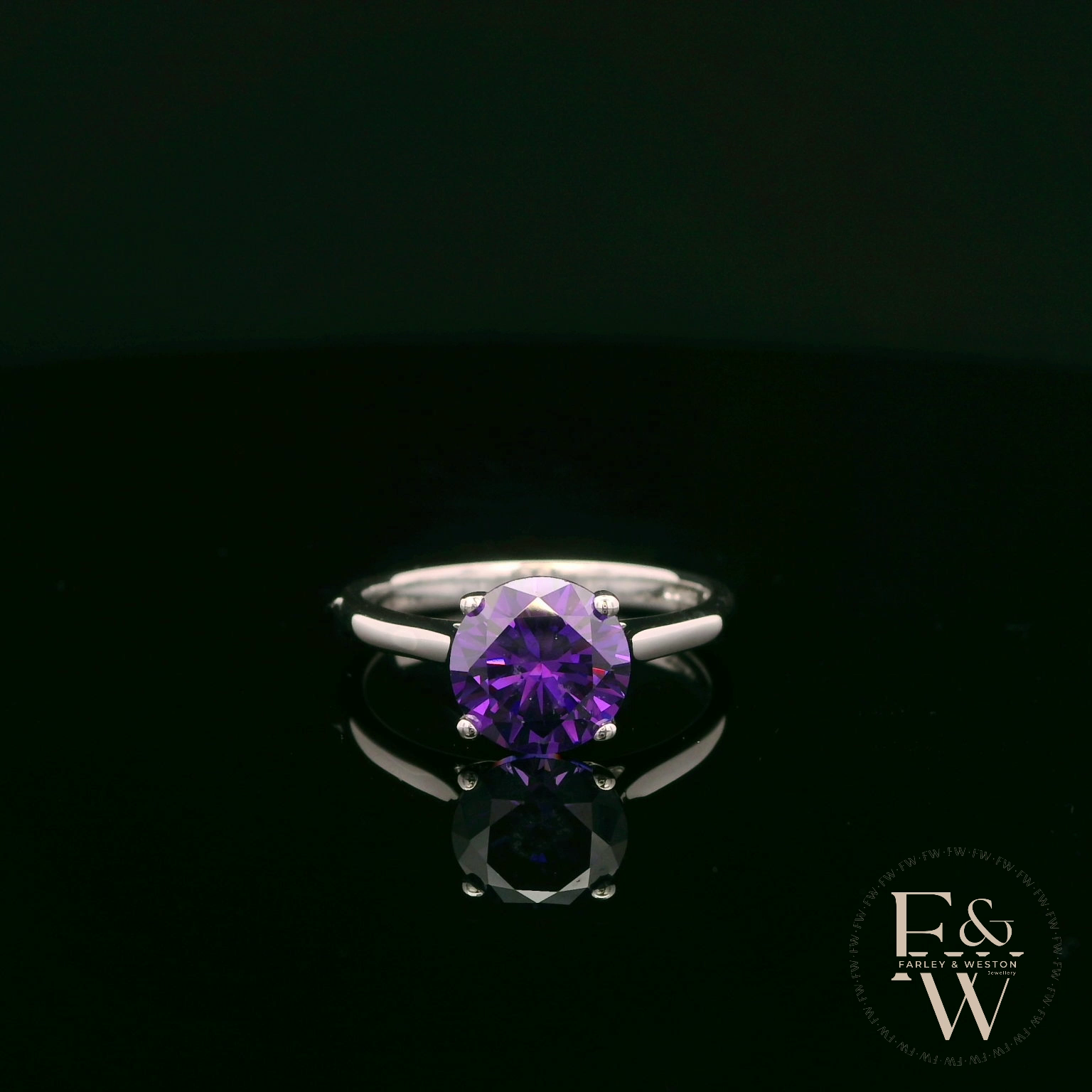 9ct White Gold 2ct Amethyst CZ Single Stone Ring