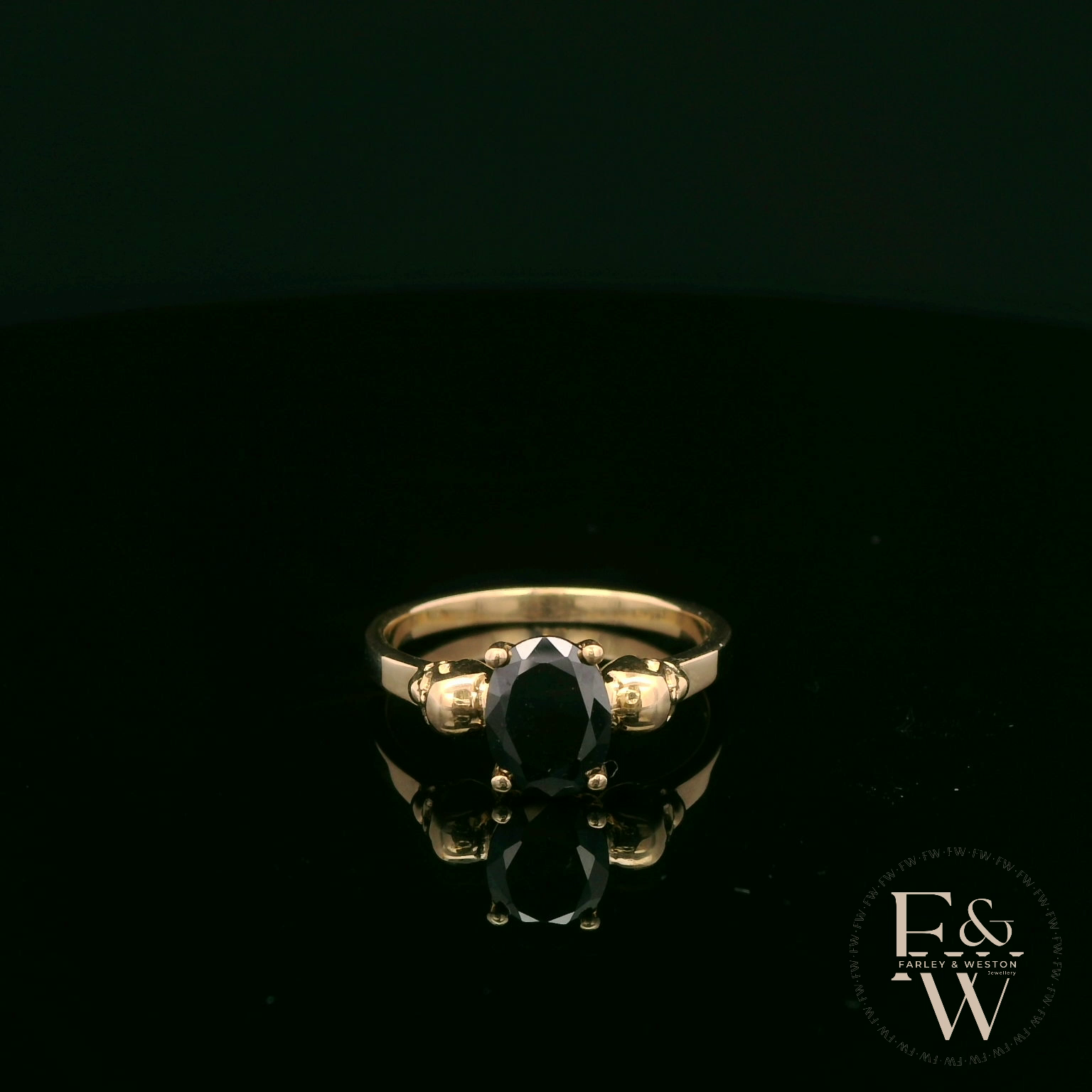 9ct Yellow Gold Skull Shoulder Black CZ Solitaire Ring
