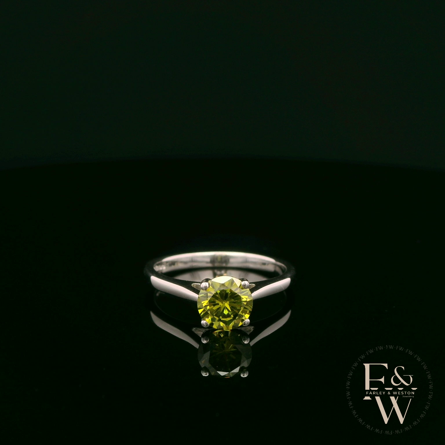 9ct White Gold Peridot CZ Solitaire Ring