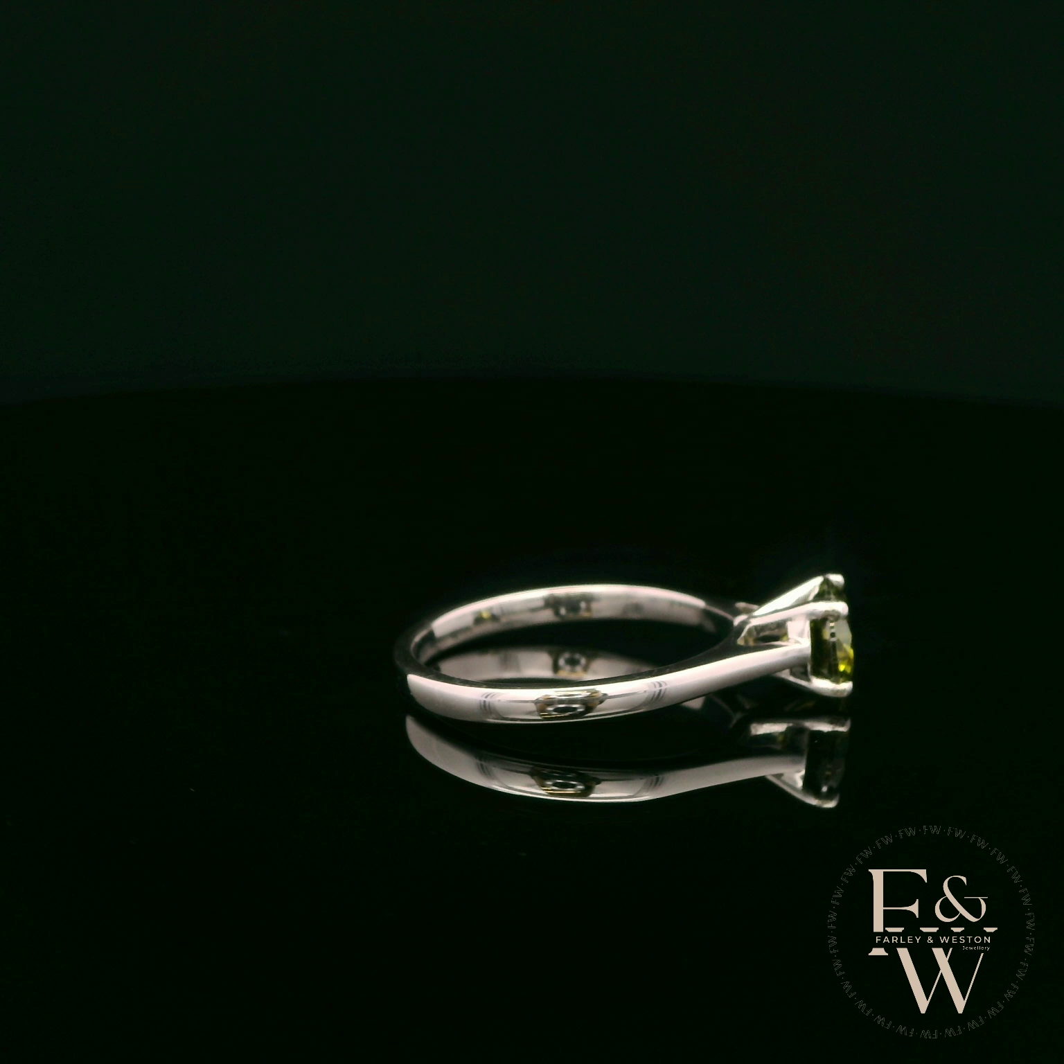 9ct White Gold Peridot CZ Solitaire Ring