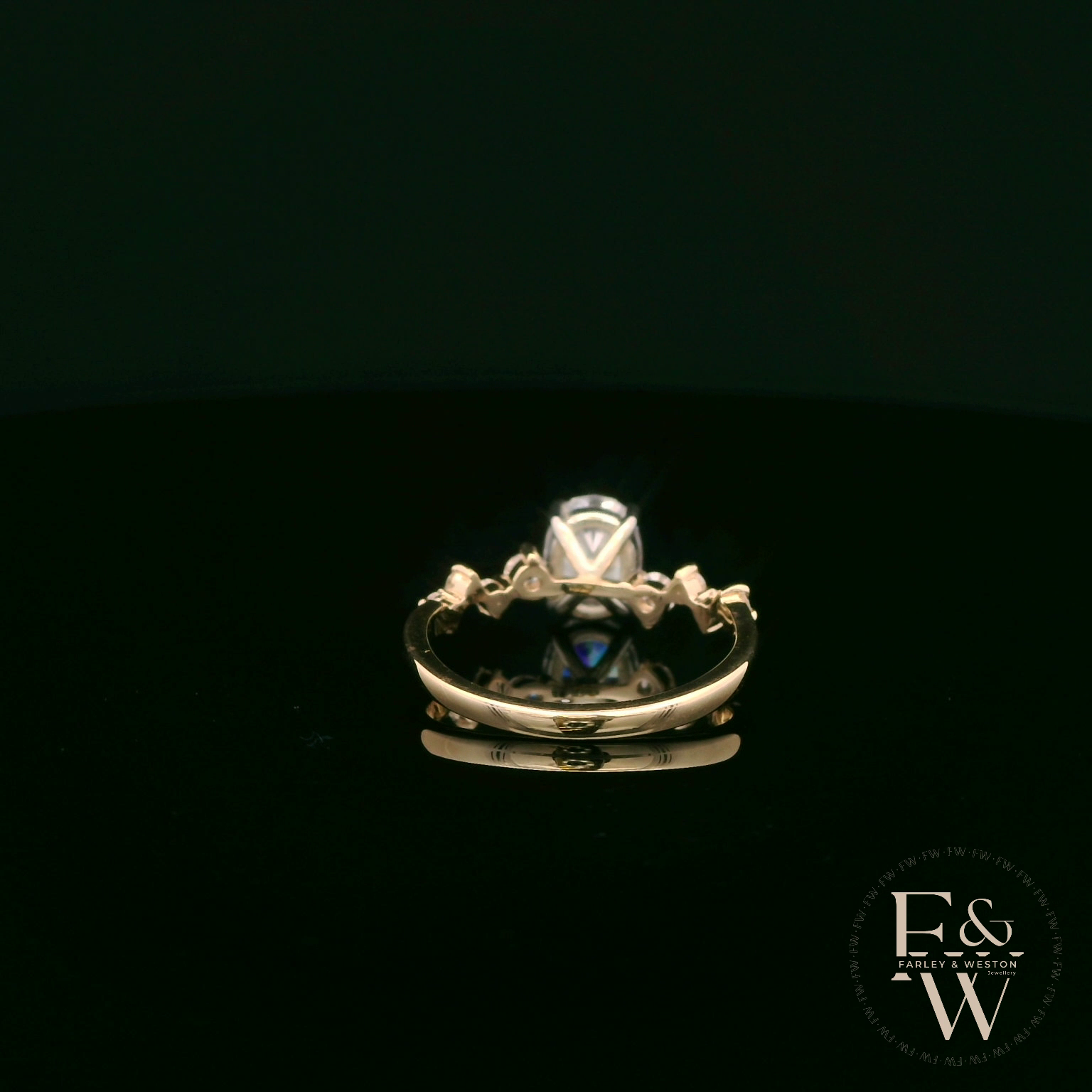 9ct Yellow Gold Solitaire White Moissanite with Fancy Stone Set Shoulders