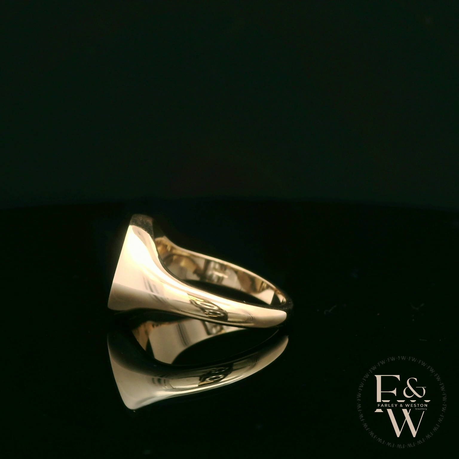 9ct Yellow Gold Retro Birmingham City Football Club Logo Signet Ring