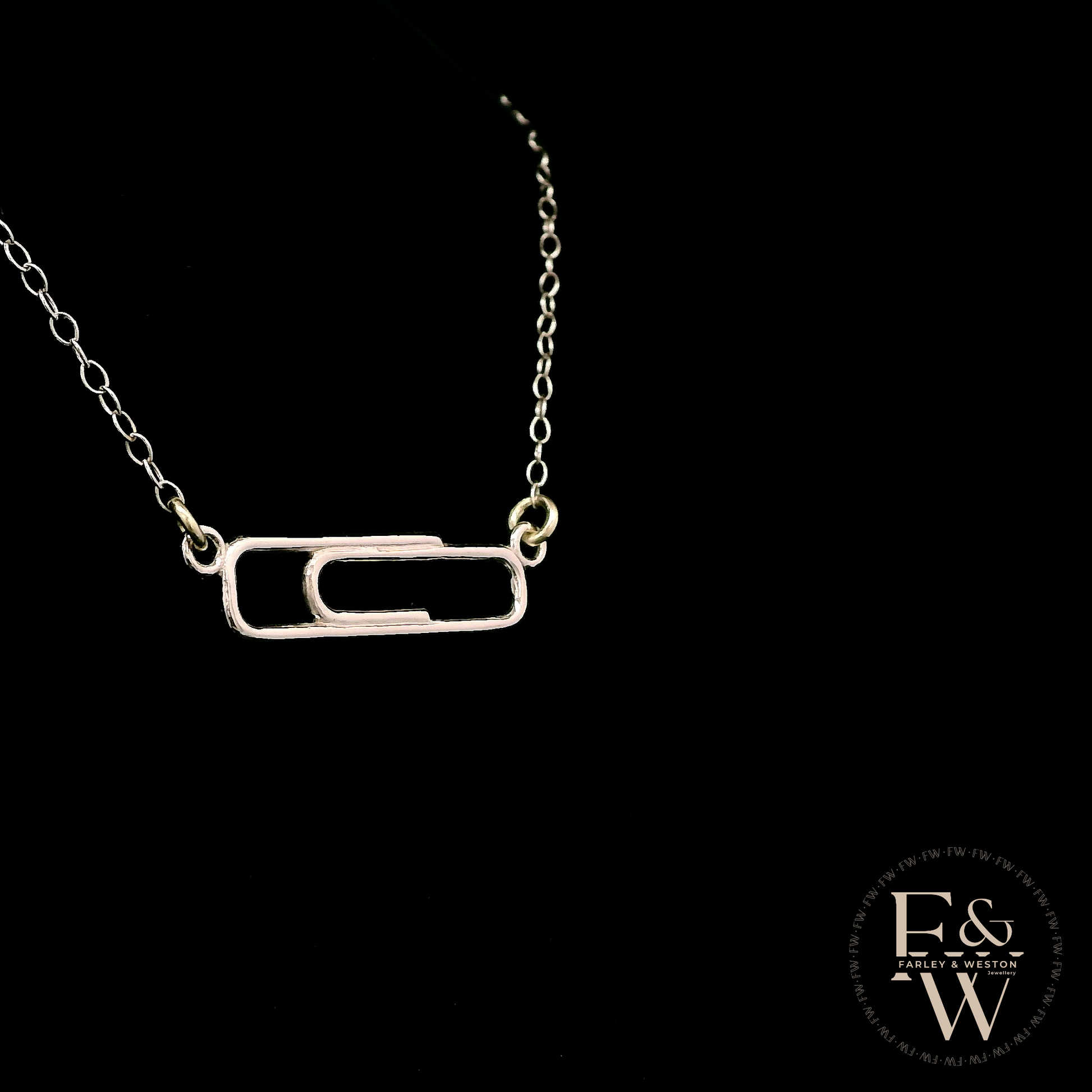 9ct White Gold Small Paperclip Necklace