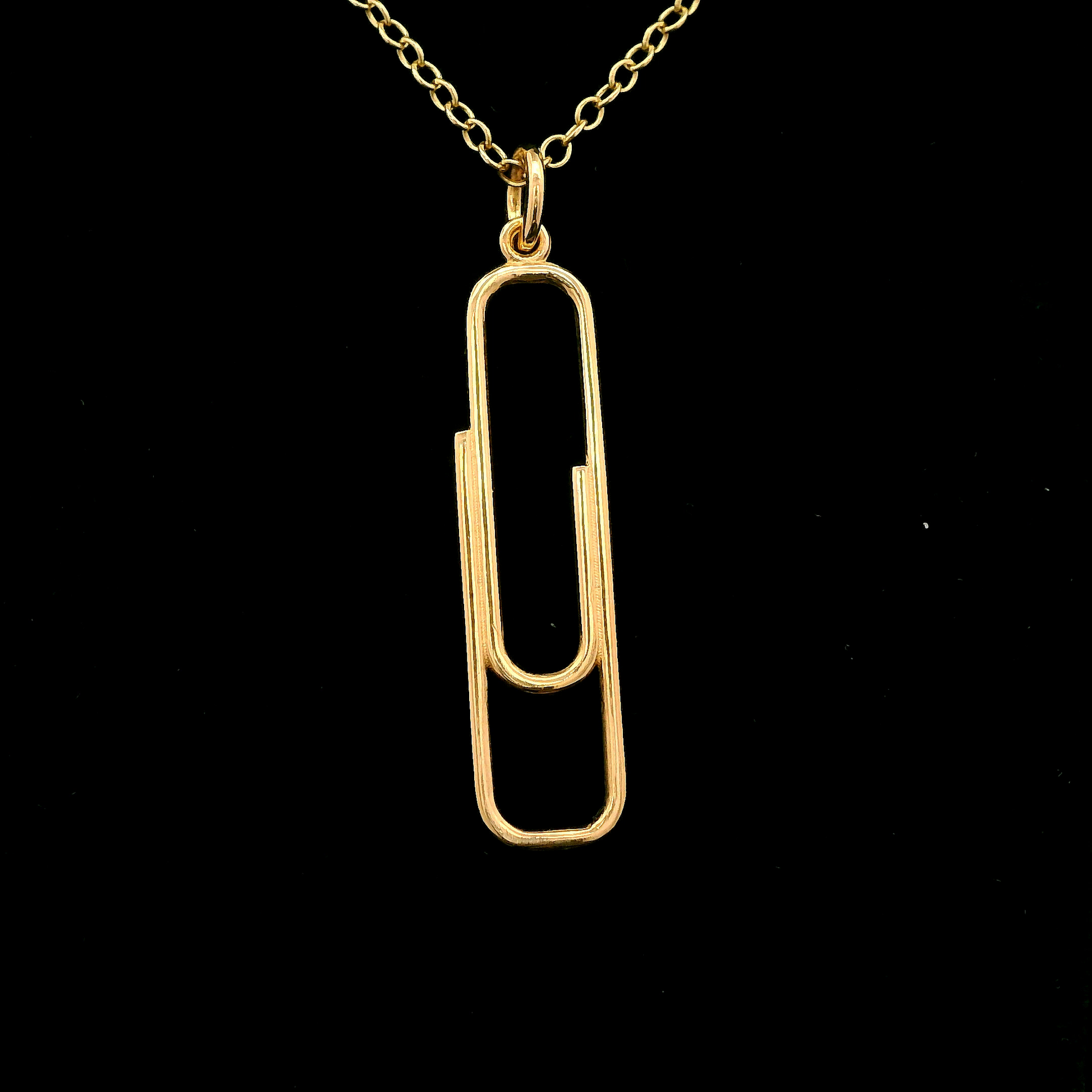9ct Yellow Gold Large Paperclip Pendant