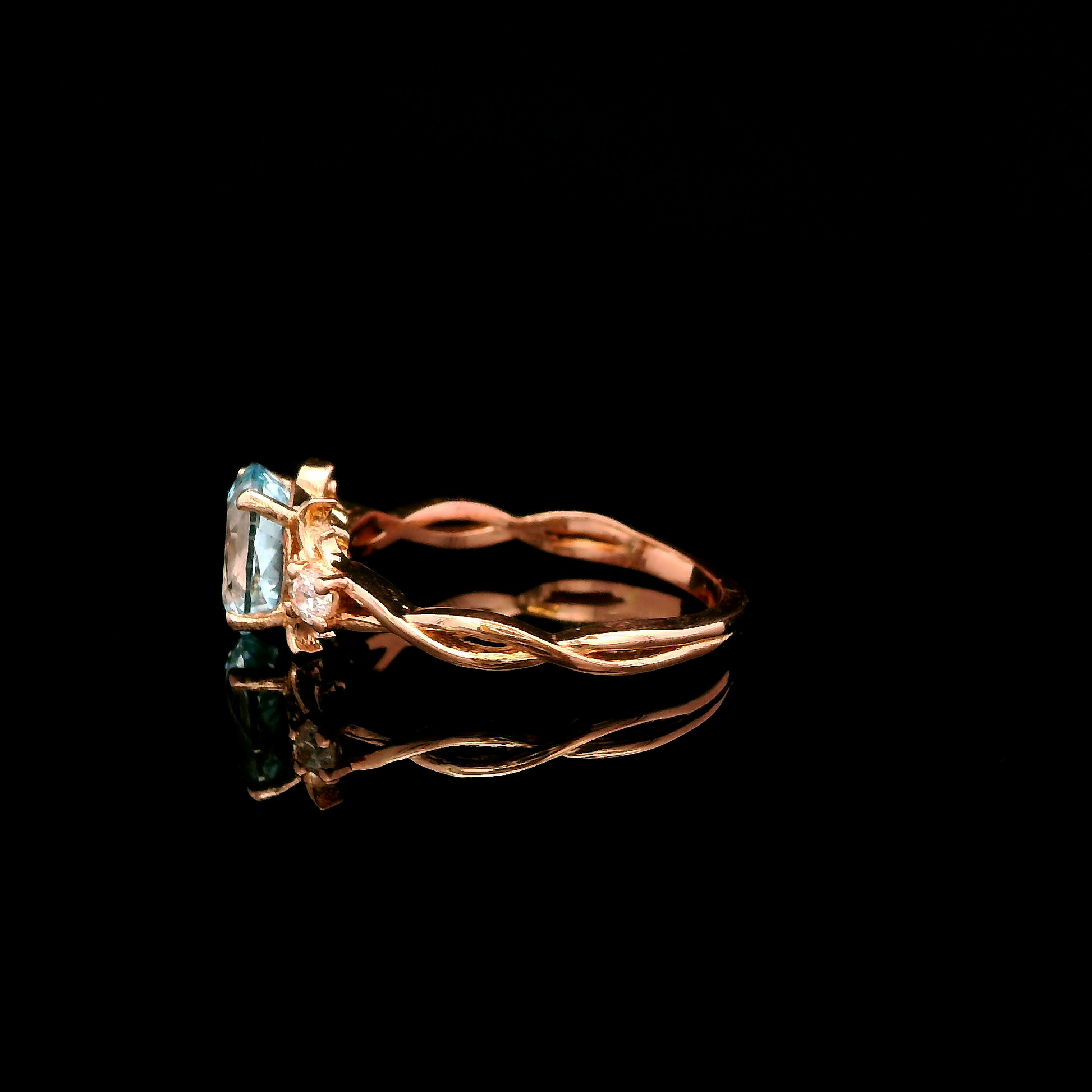 9ct Rose Gold Patterned Twist Shank Lab-Grown Aqua Trilogy Ring