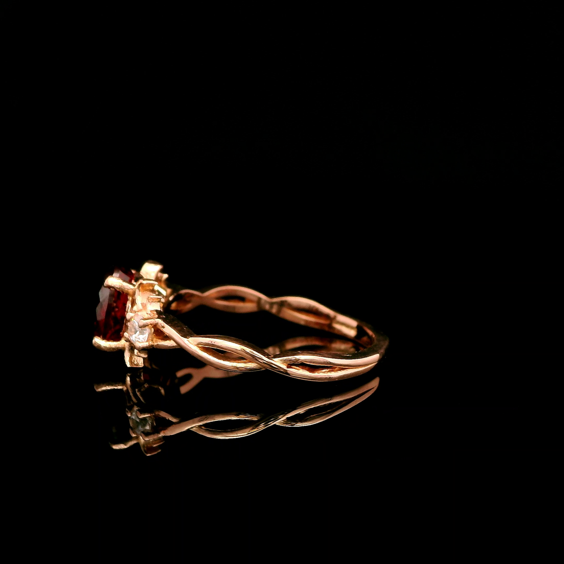 9ct Rose Gold Patterned Twist Shank Lab-Grown Ruby Trilogy Ring