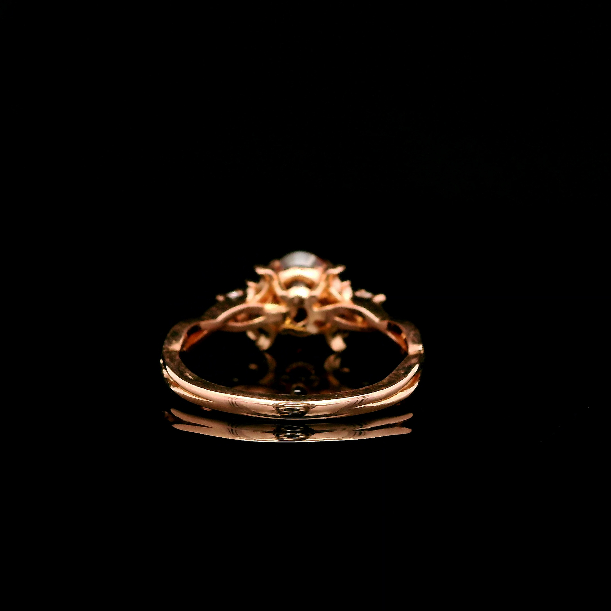 9ct Rose Gold Patterned Twist Shank Lab-Grown Ruby Trilogy Ring