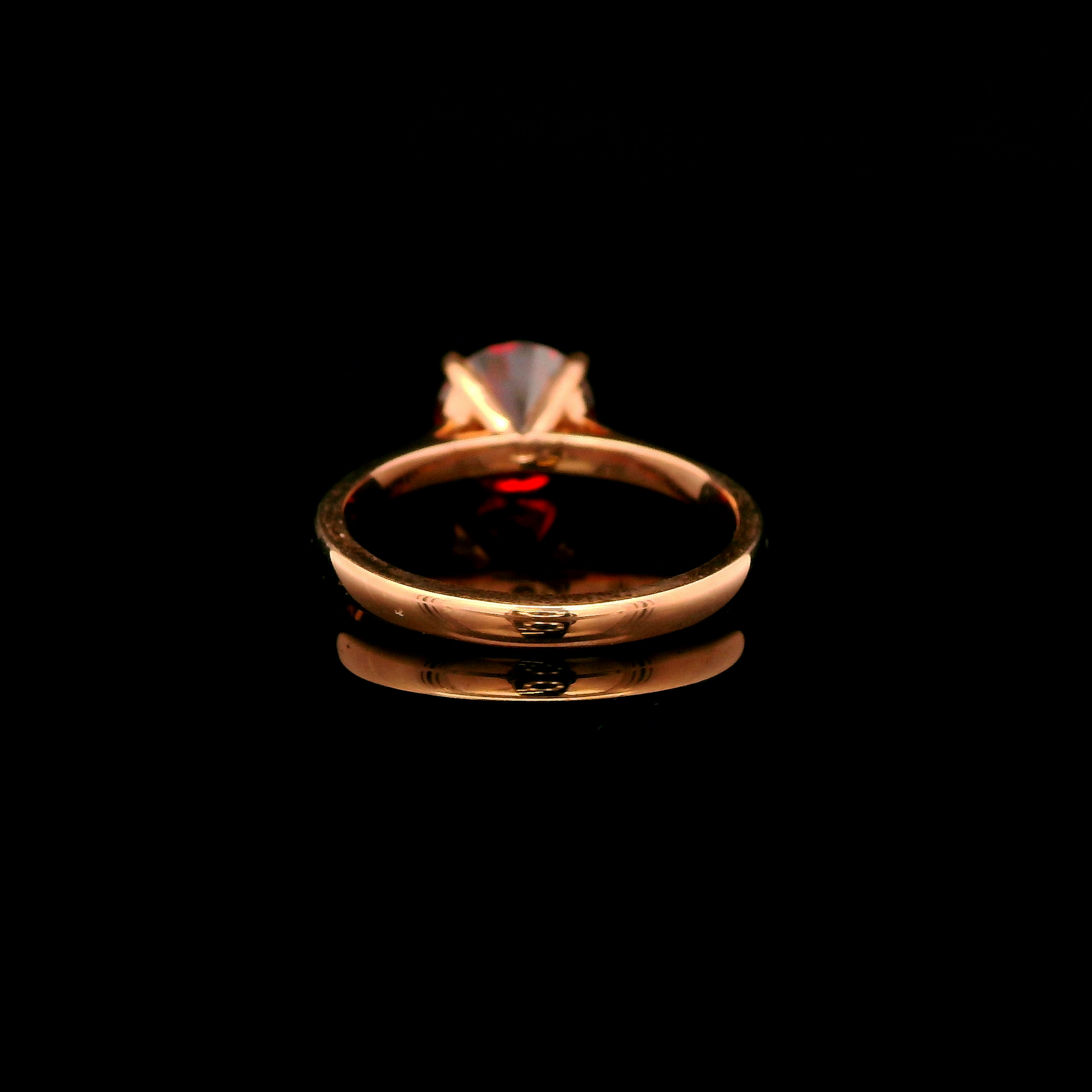 9ct Rose Gold 2ct Garnet CZ Single Stone Ring