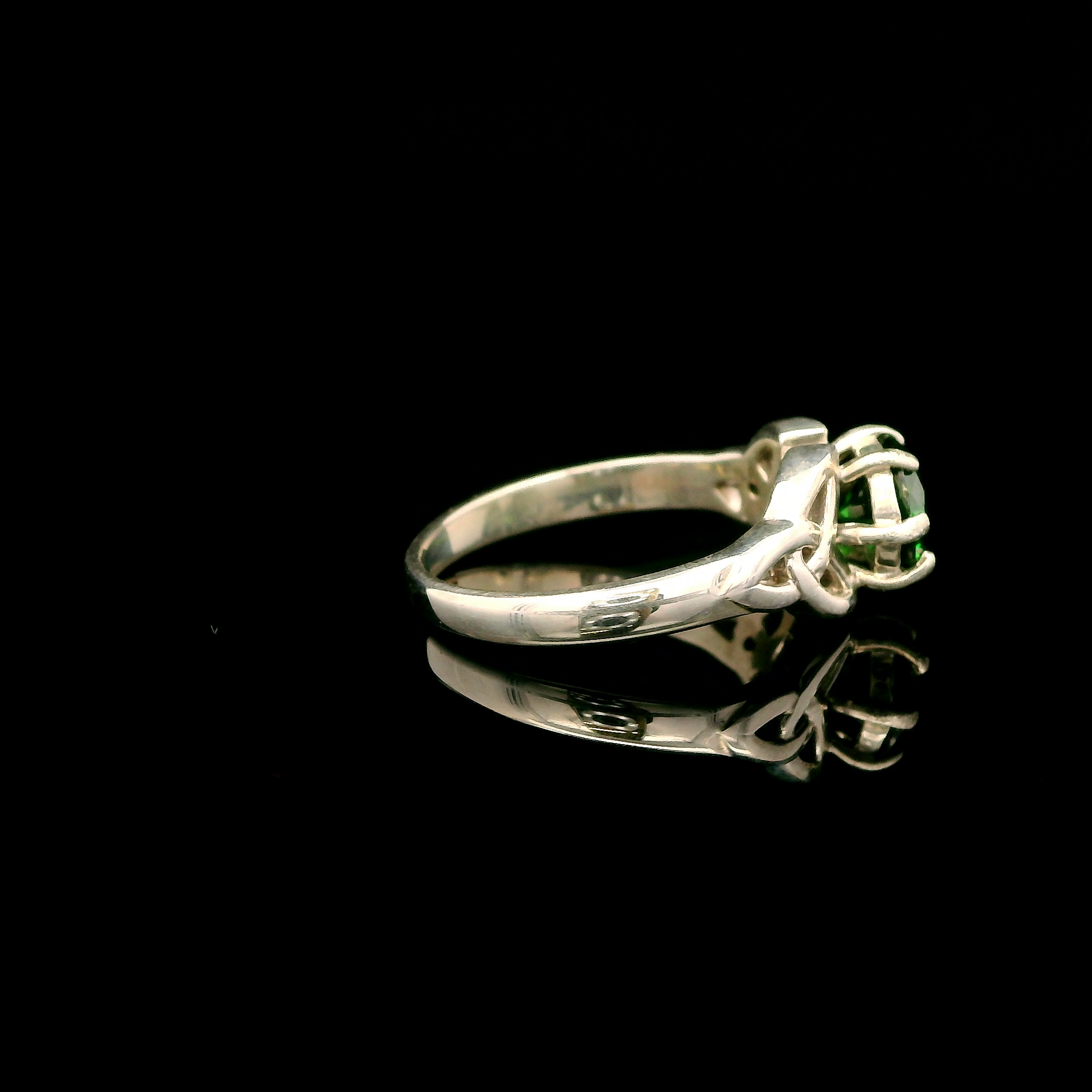 Celtic Patterned Sterling Silver Emerald CZ Single Stone Ring