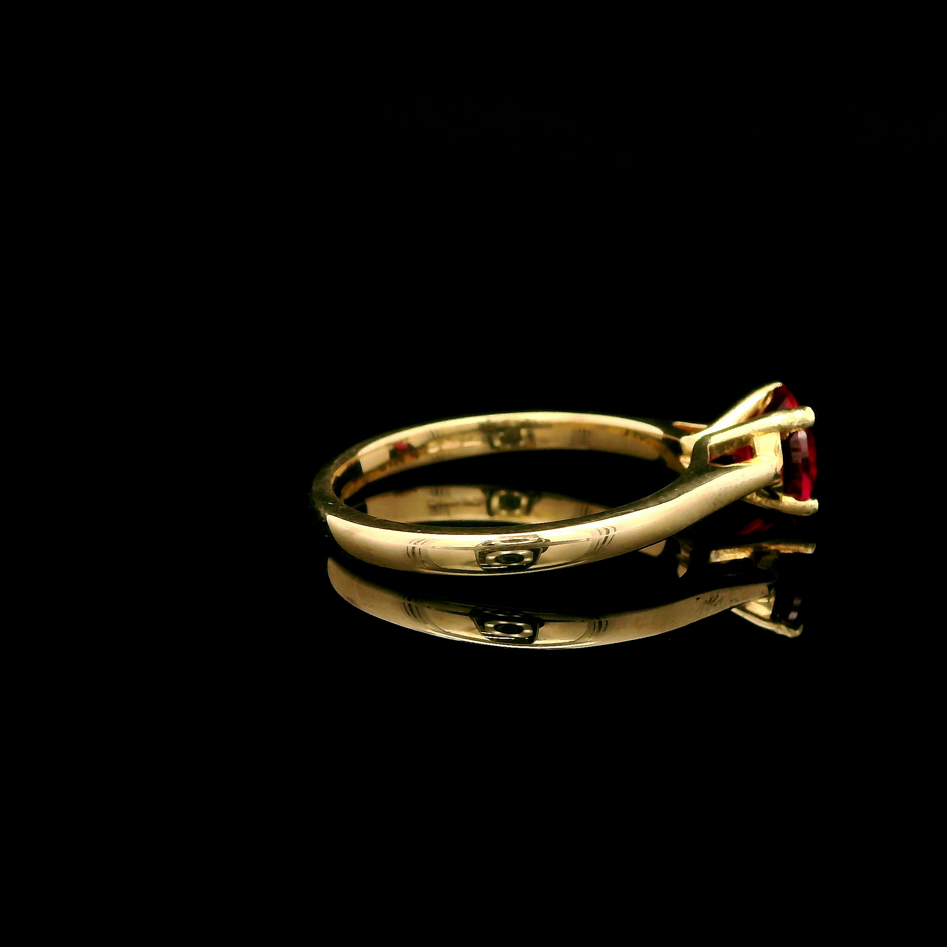 9ct Yellow Gold Ruby CZ Solitaire Ring