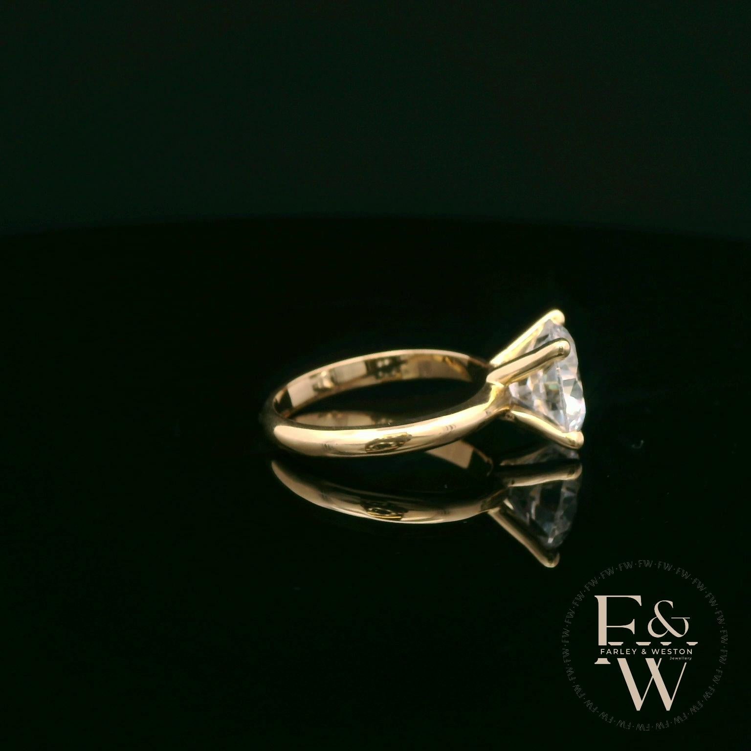 9ct Yellow Gold Large Single Stone White Moissanite Ring