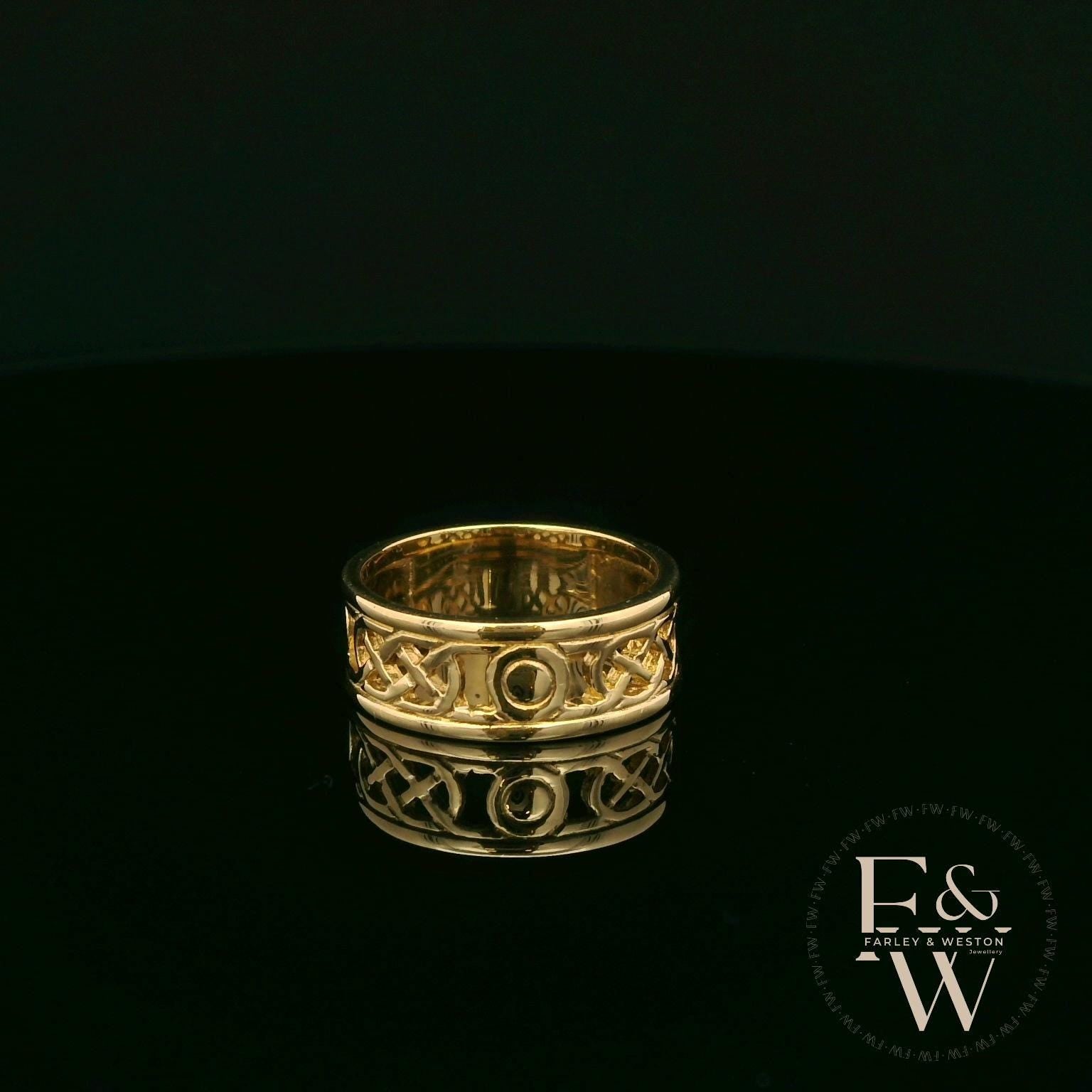 9ct Yellow Gold Intricate Band Ring