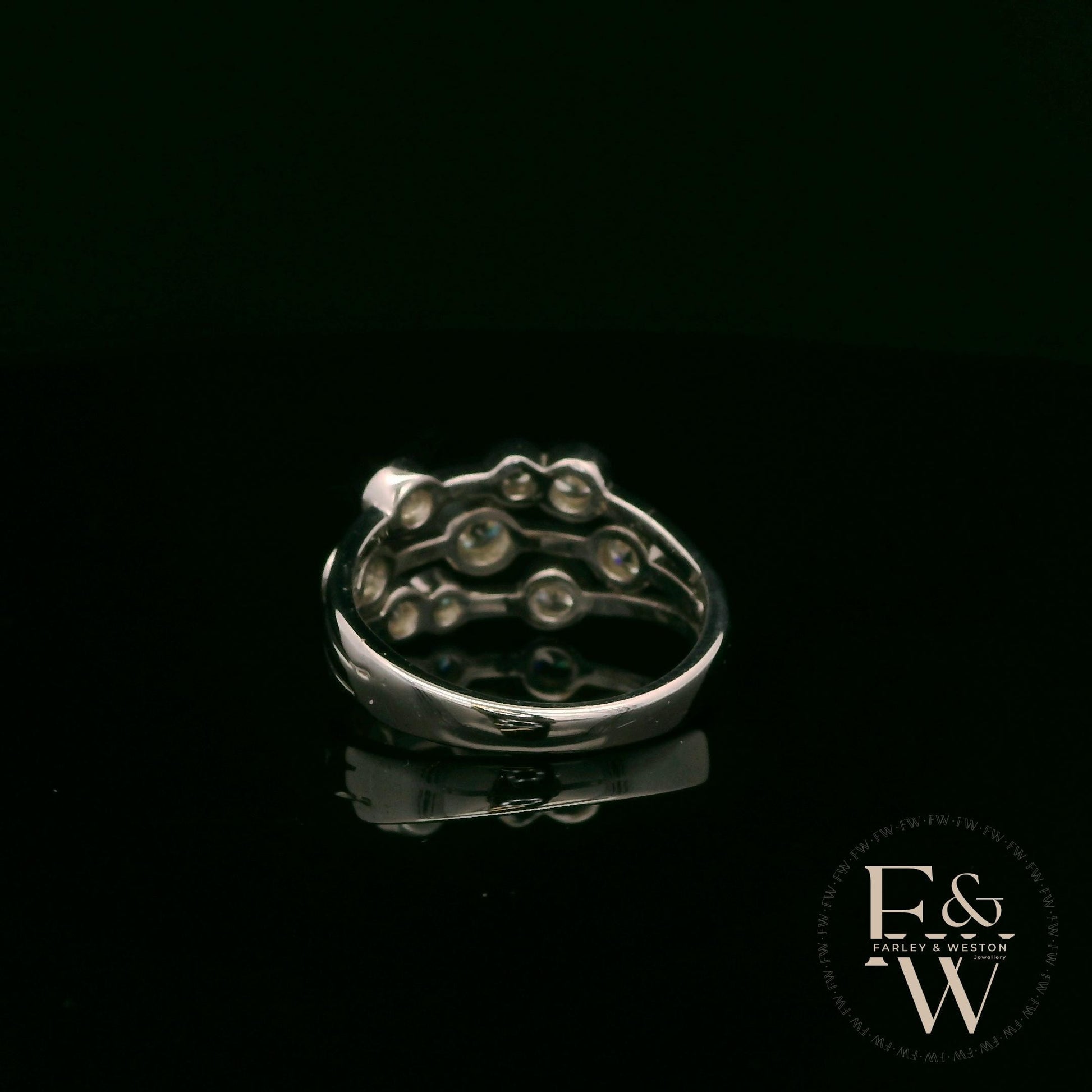 Diamond Unique 9ct White Gold Raindance Ring