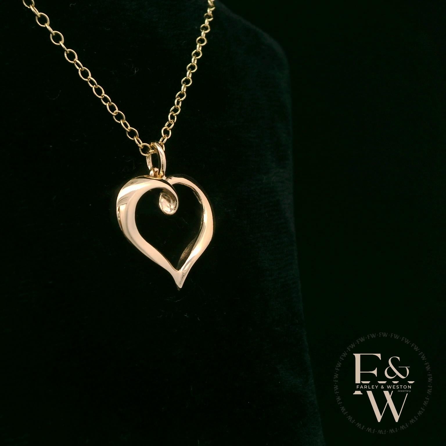 9ct Yellow Gold Small Plain Heart Pendant