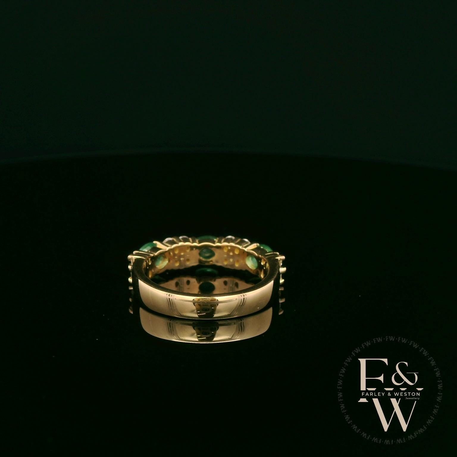18ct Yellow Gold Oval-Cut Emerald & Diamond Ring