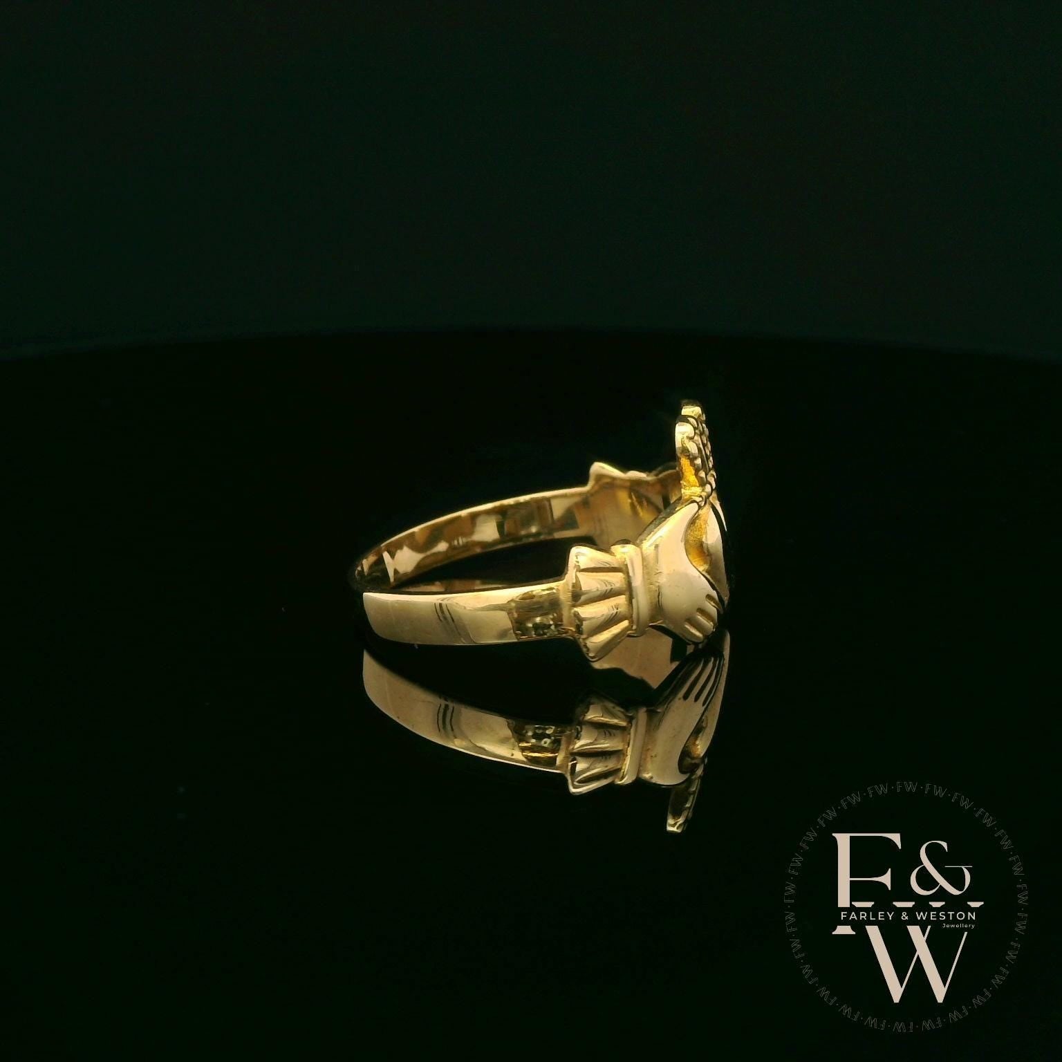 9ct Yellow Gold Claddagh Ring
