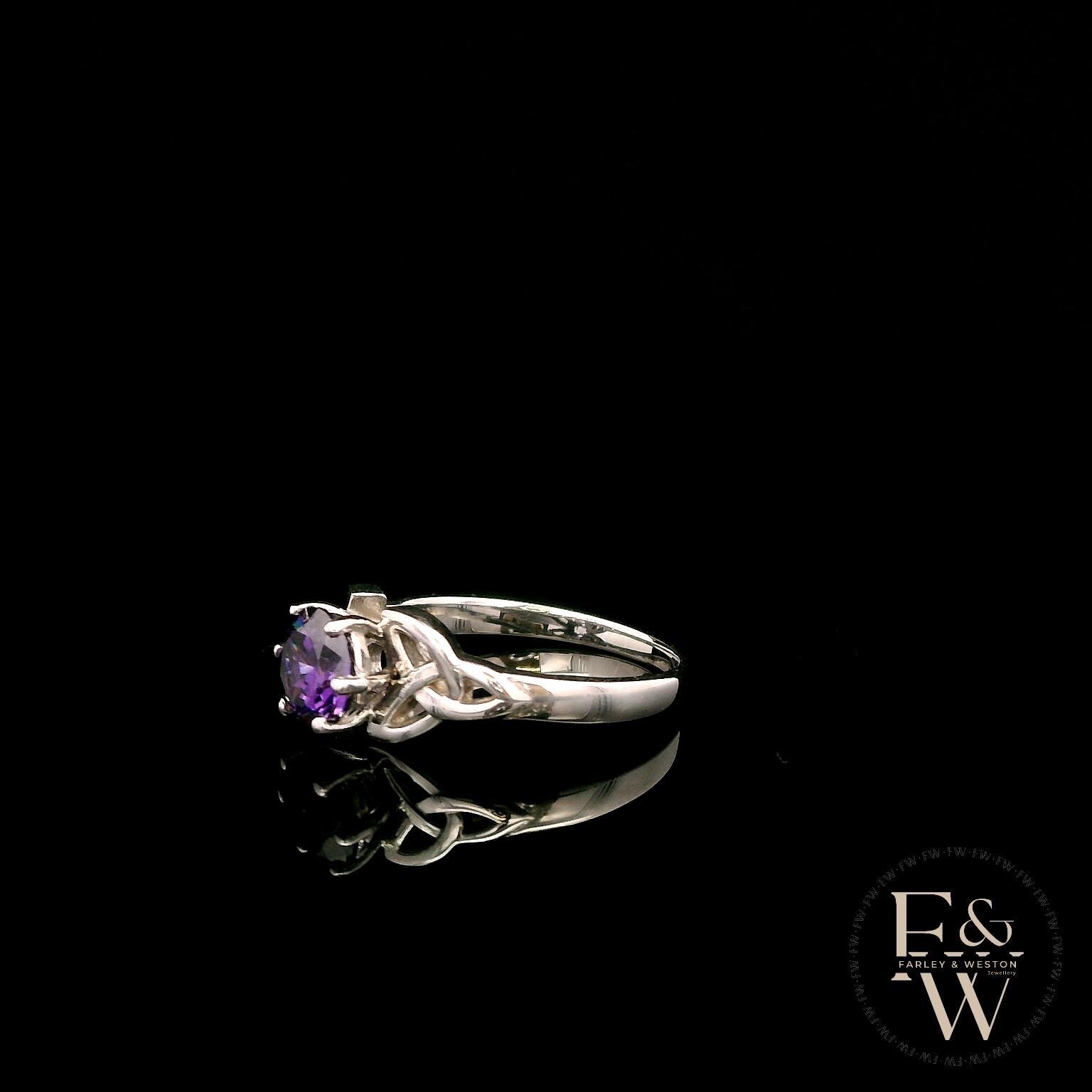 Celtic Patterned 9ct White Gold Amethyst CZ Single Stone Ring