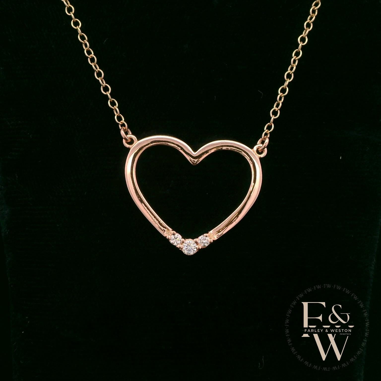 Collier cœur en or rose 9 carats et moissanite blanche
