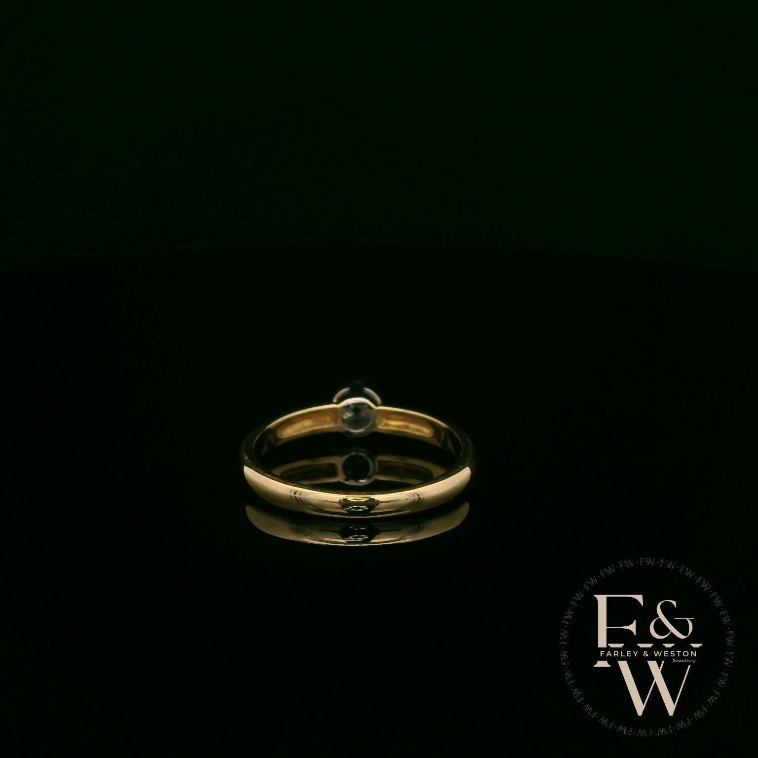 18ct White and Yellow Gold Round-Cut Solitaire Diamond Ring