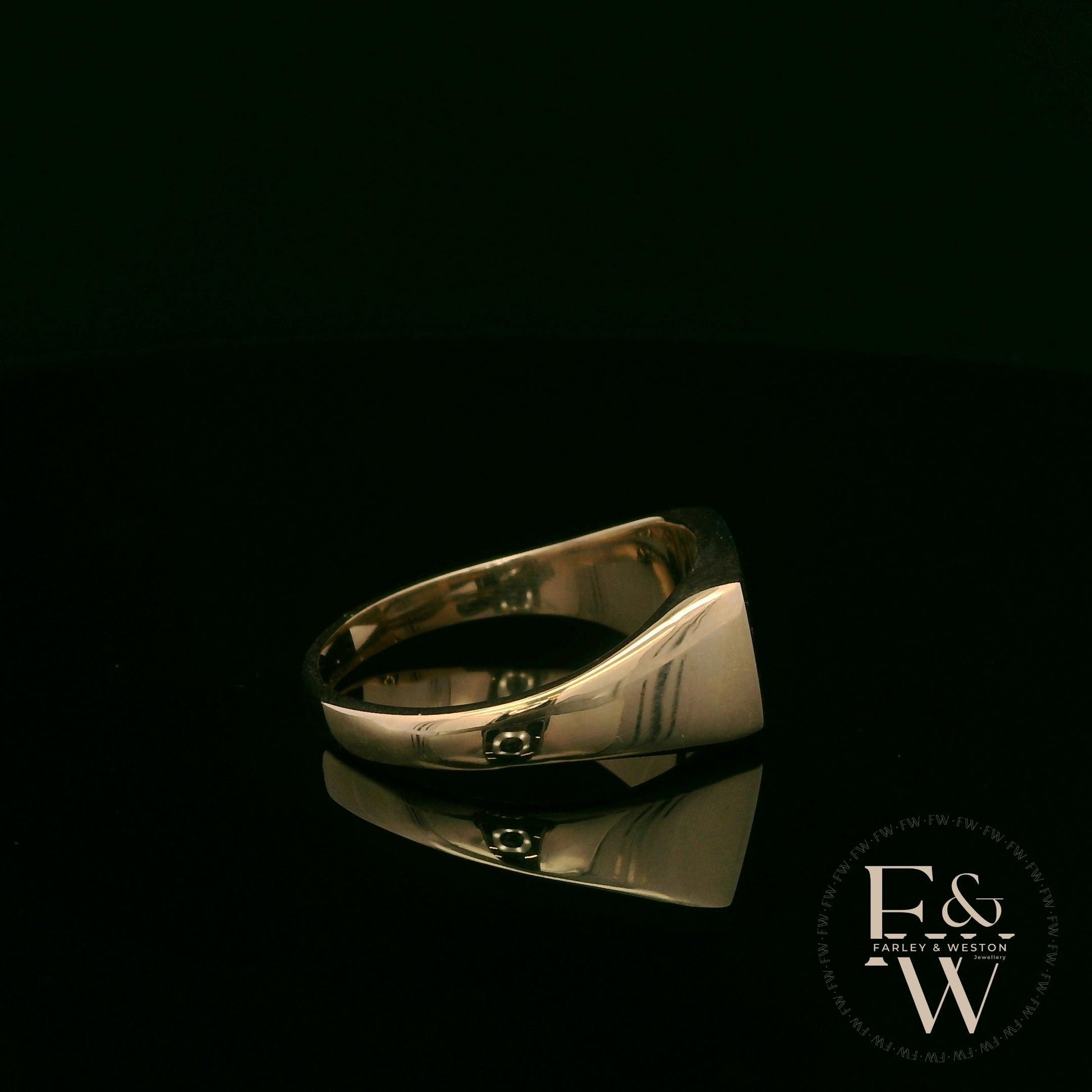 9ct Yellow Gold Welsh Dragon Signet Ring