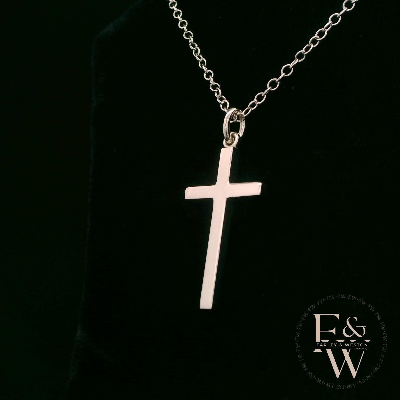 9ct White Gold Cross Pendant