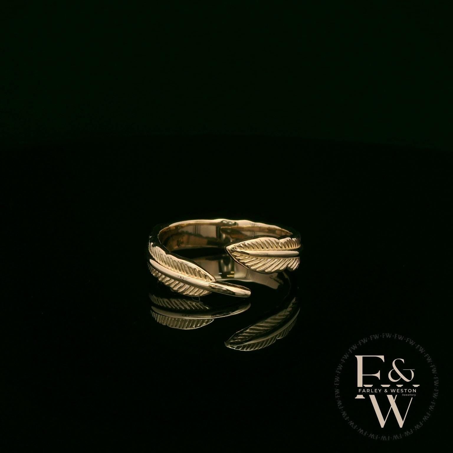 9ct Yellow Gold Leaf Design Band Ring