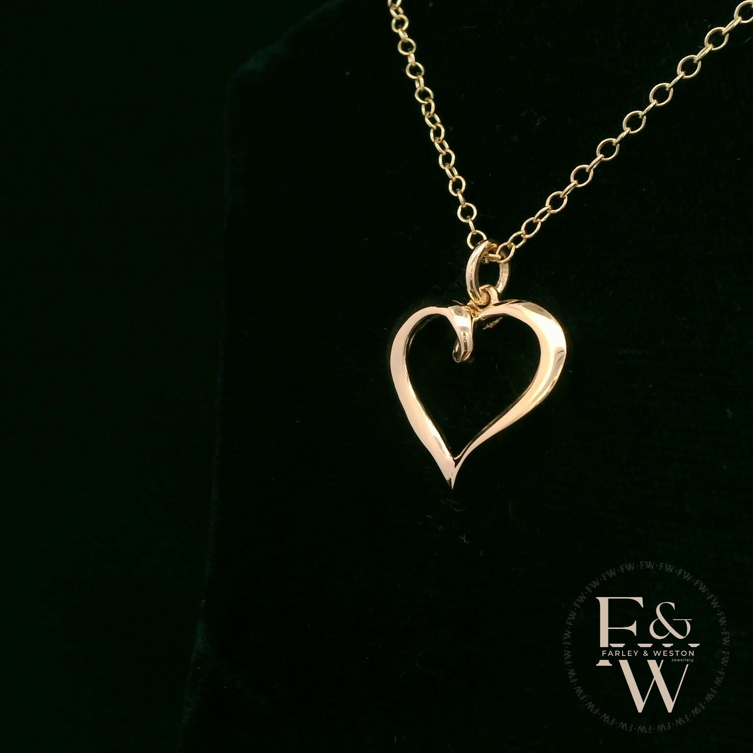 9ct Yellow Gold Small Plain Heart Pendant