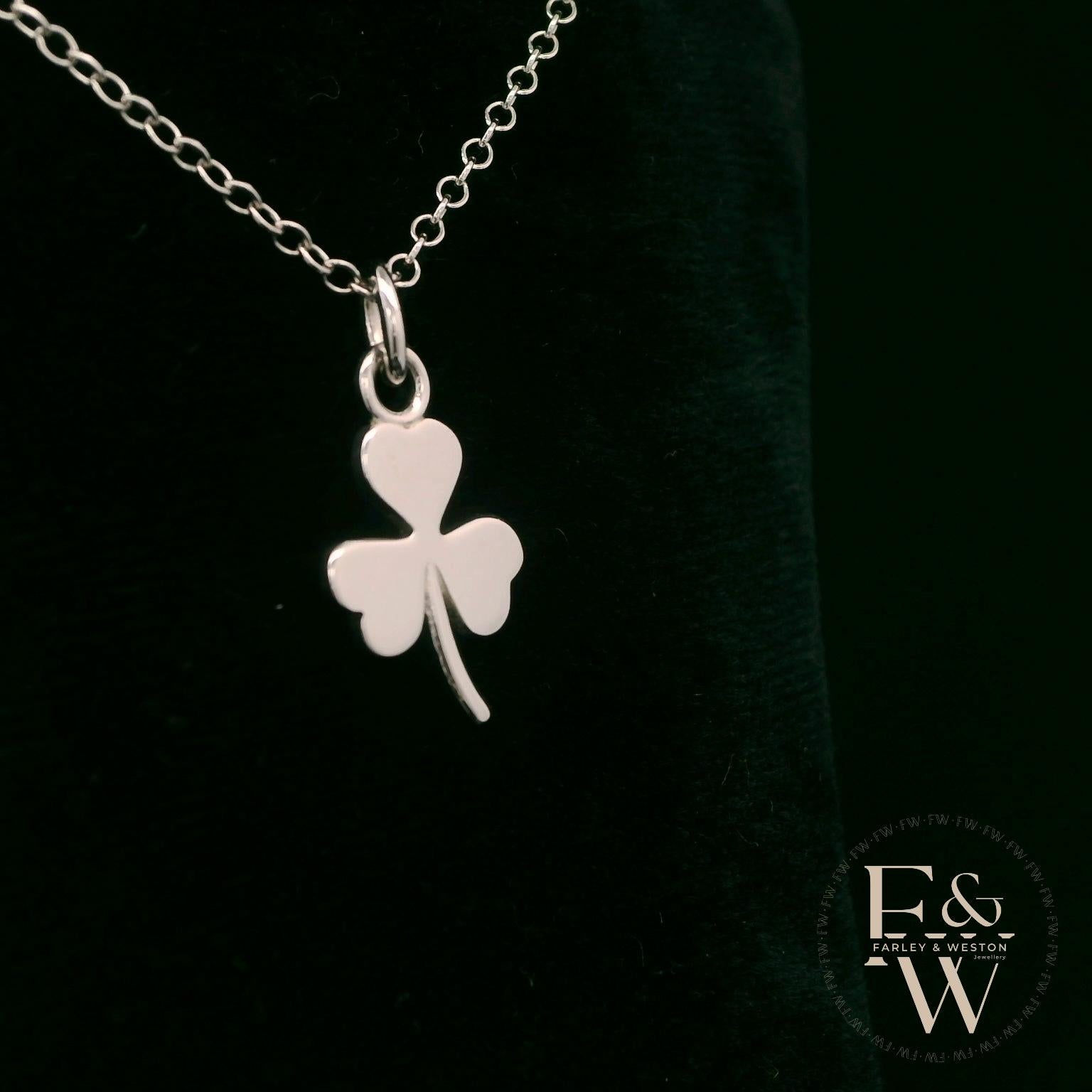 9ct White Gold 3 Leaf Clover Pendant