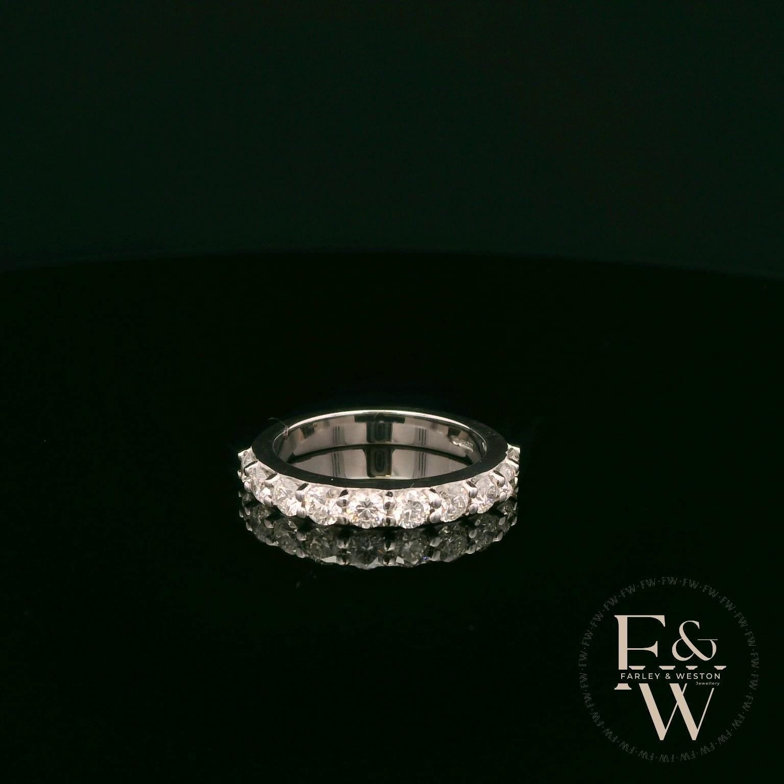 18ct White Gold Round-Cut Diamond Ring