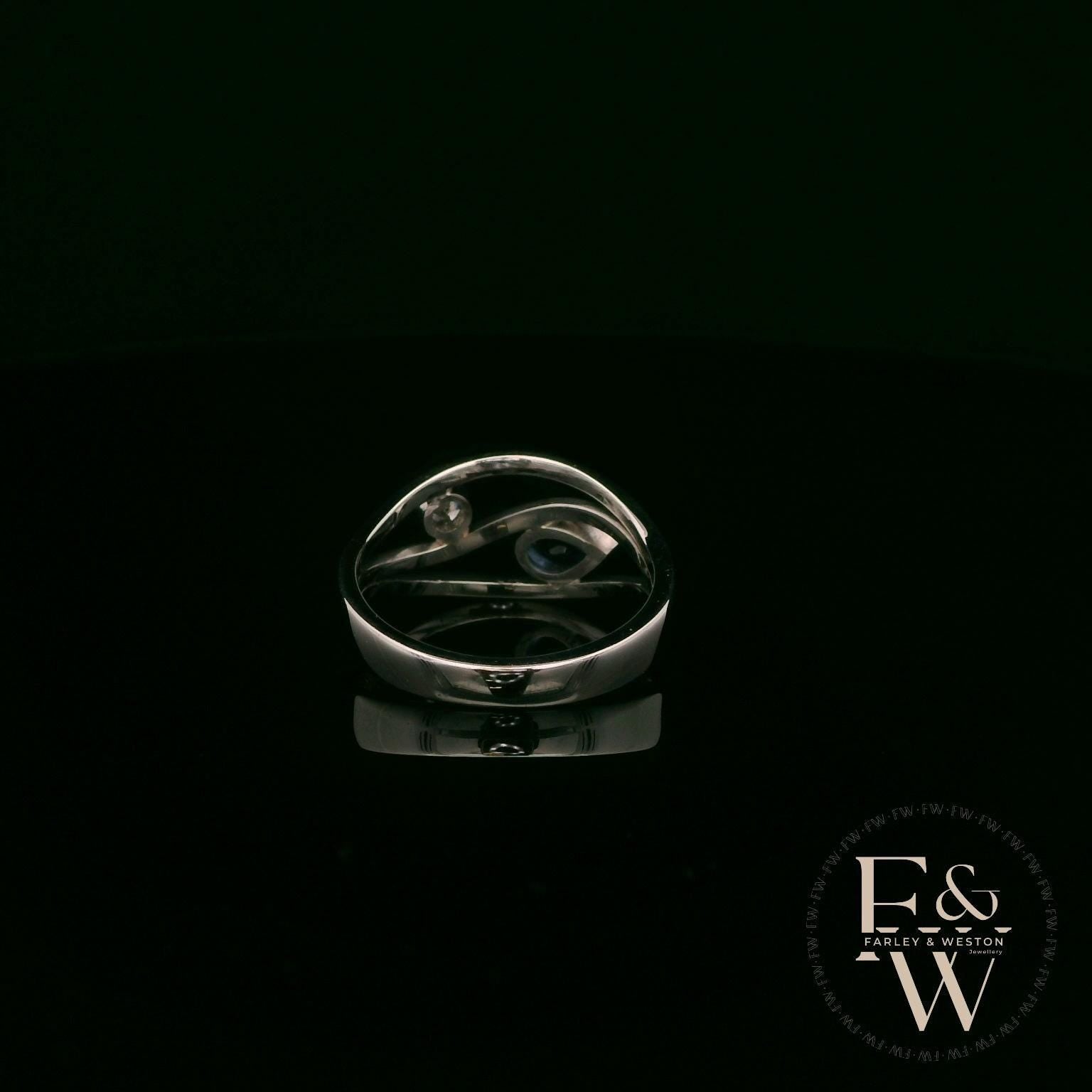 18ct White Gold Royal Blue Pear-Cut Sapphire & Diamond Ring