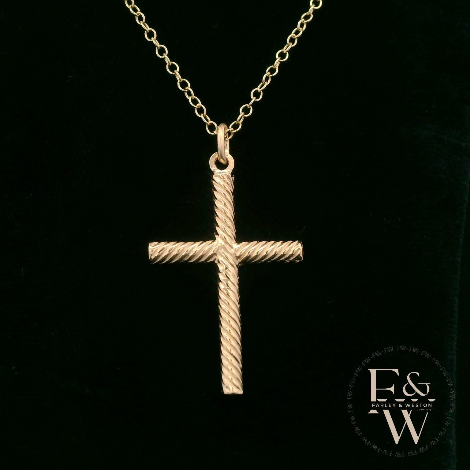 9 Karat Gelbgold verdrehtes Kreuz Anhänger