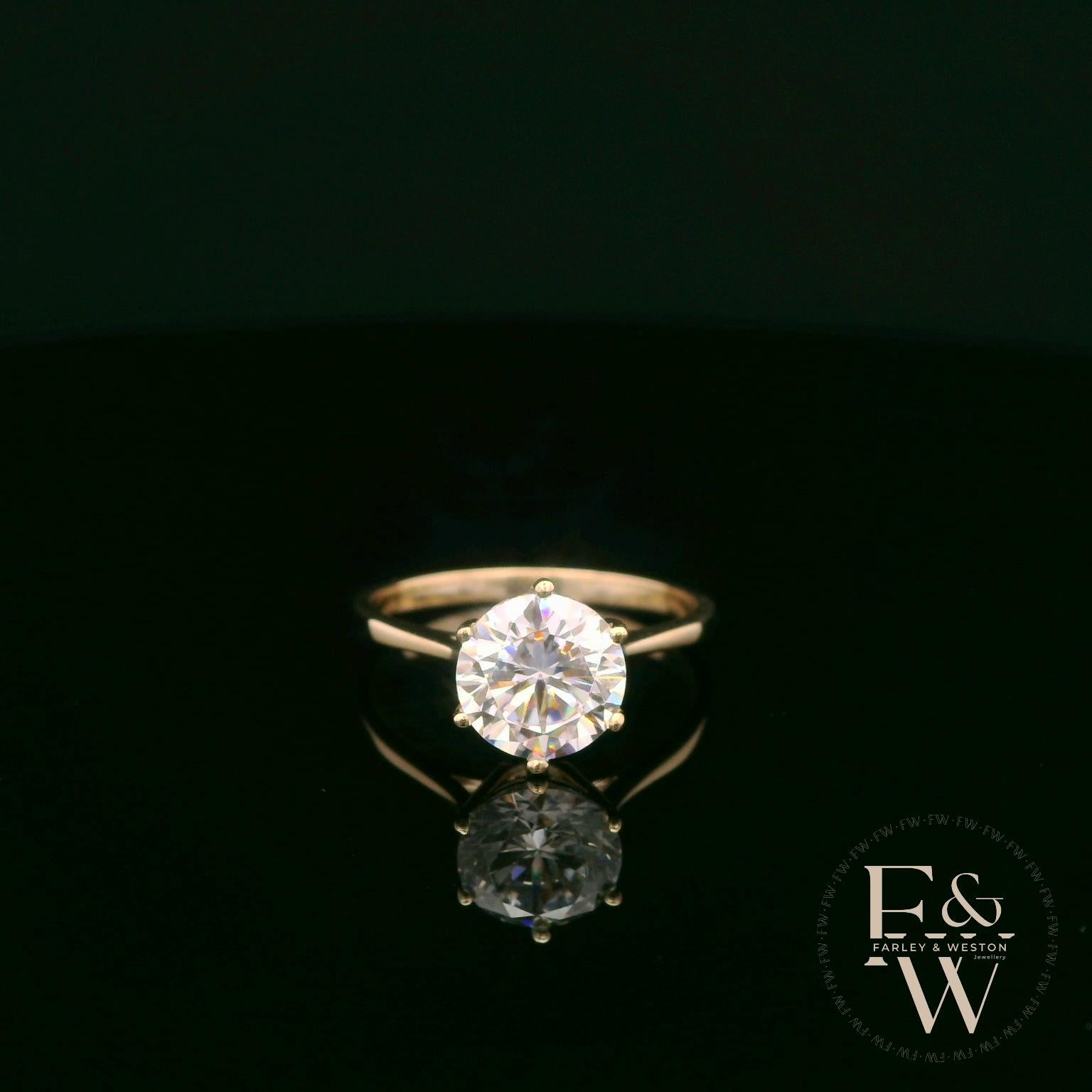 9ct Yellow Gold White Moissanite Single Stone Ring