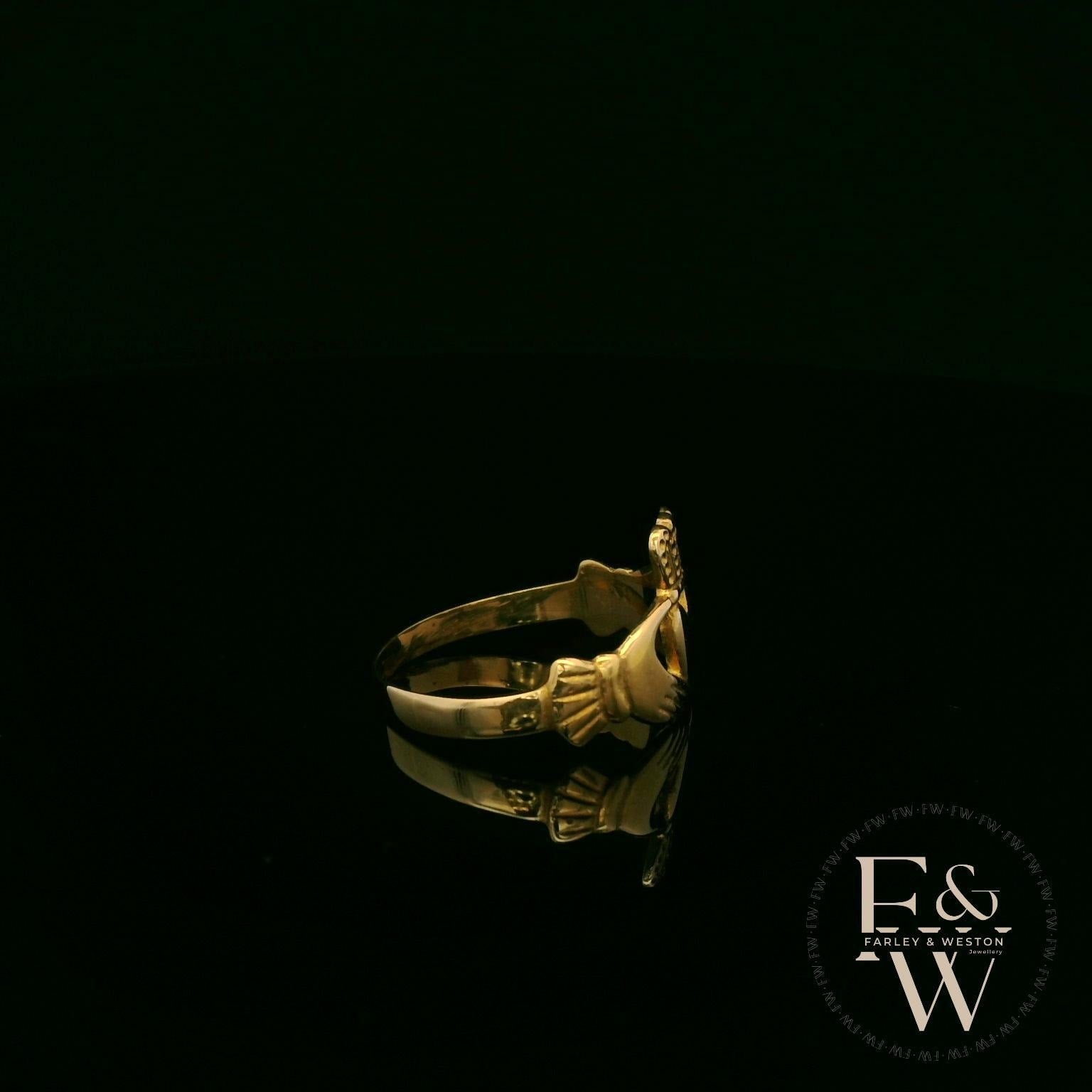 9ct Yellow Gold Claddagh Ring