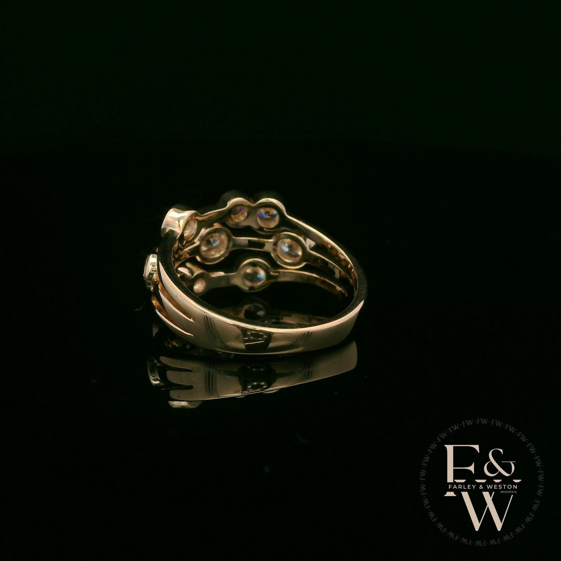 Diamond Unique 9ct Yellow Gold Raindance Ring