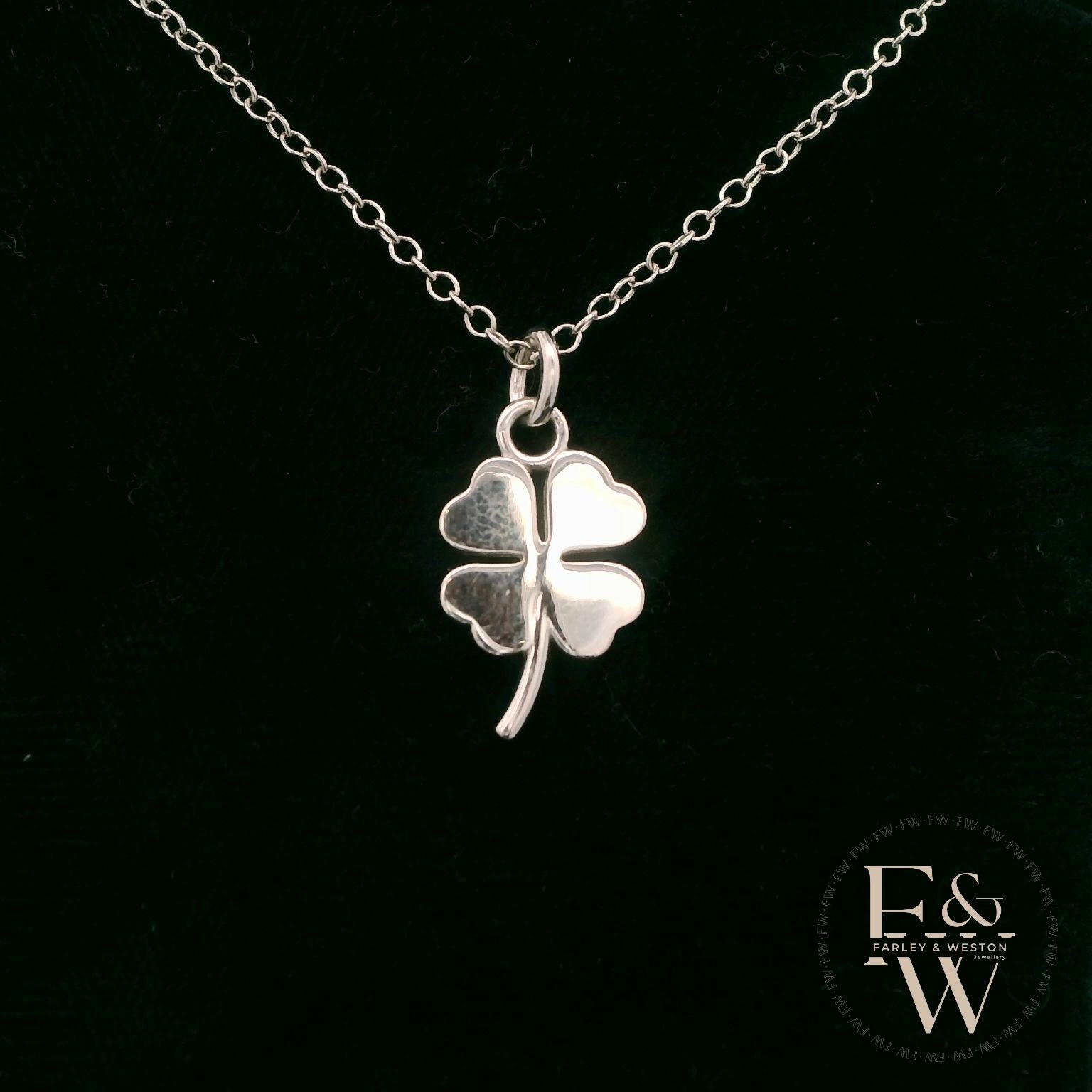 9ct White Gold 4 Leaf Clover Pendant