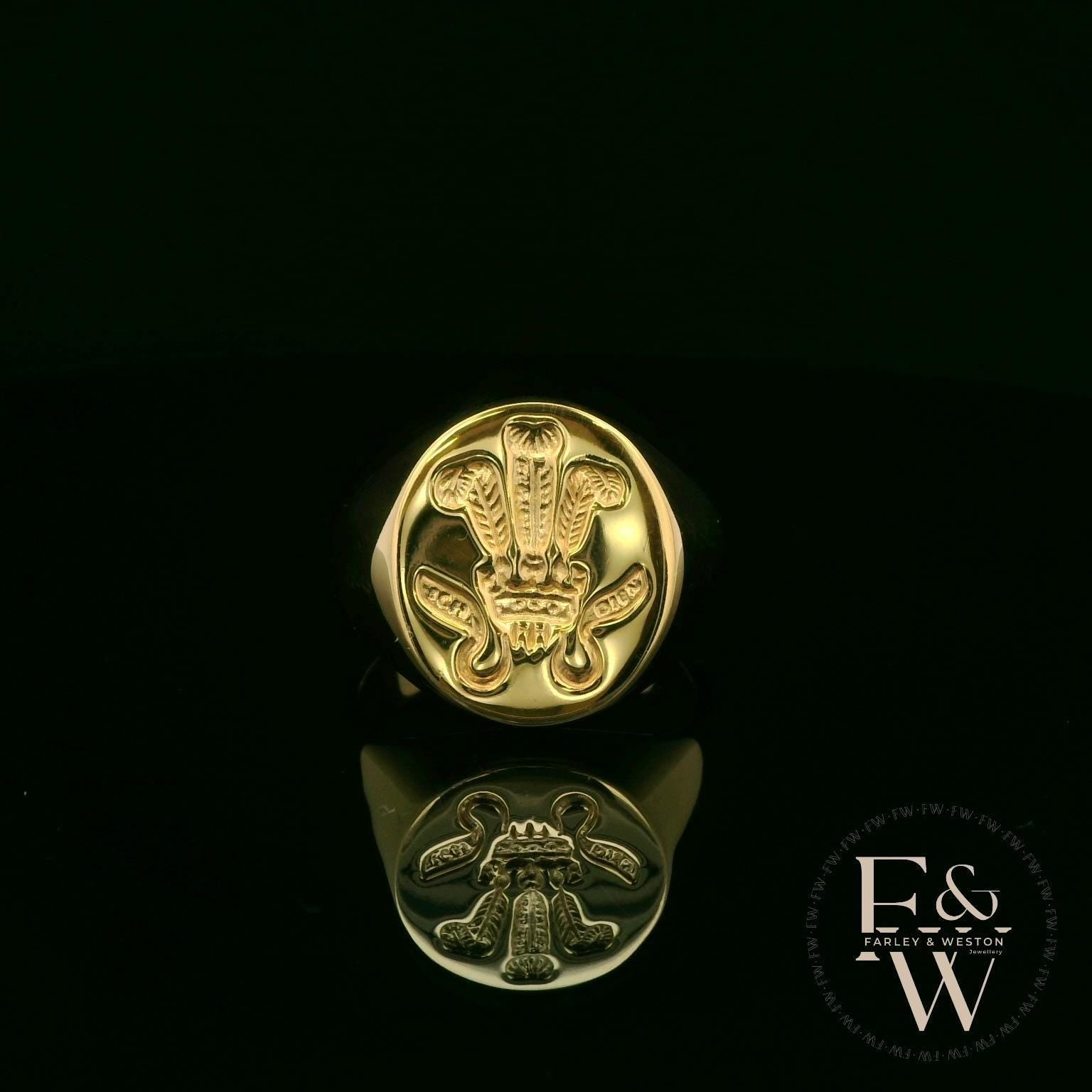 9ct Yellow Gold Prince of Wales Signet Ring