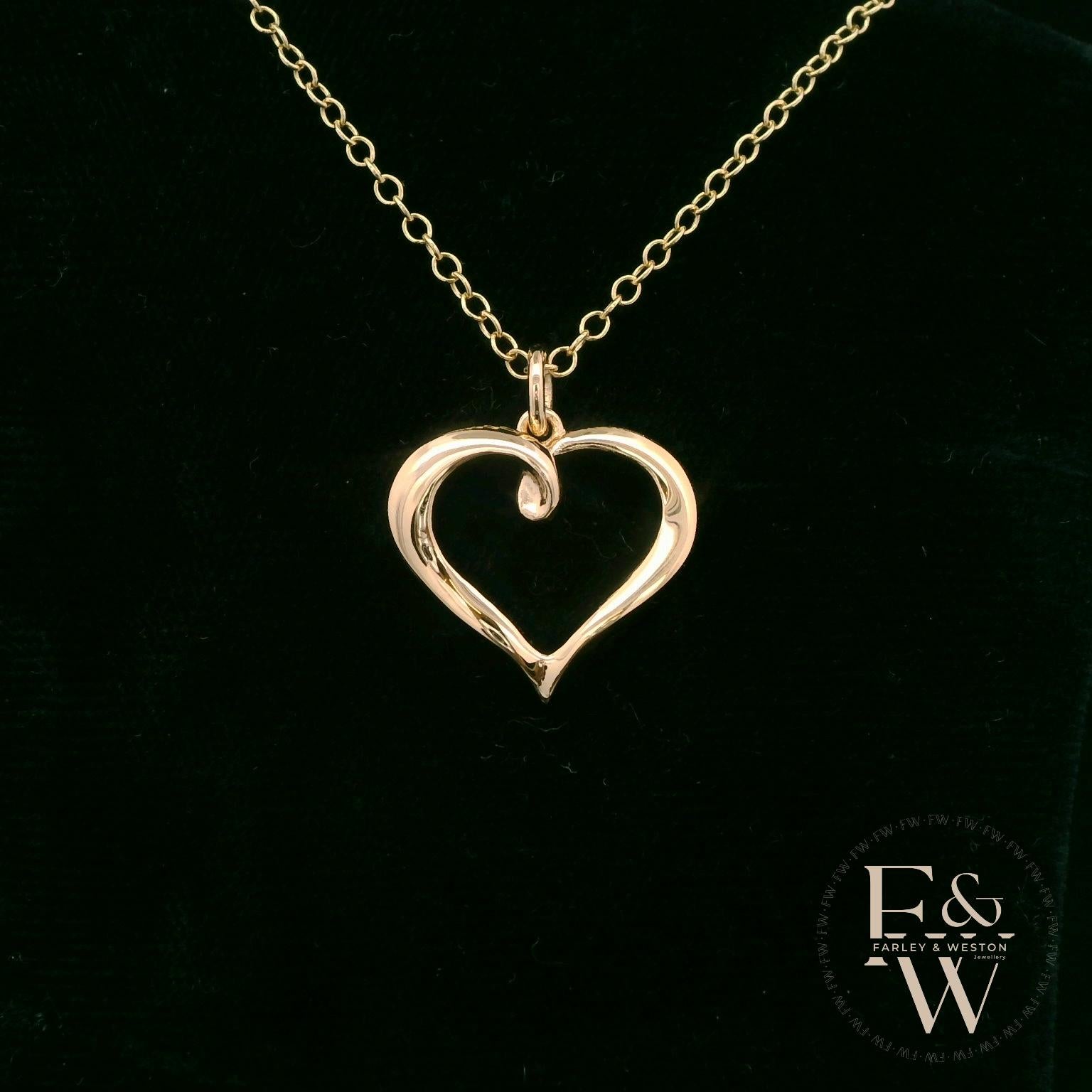 9ct Yellow Gold Small Plain Heart Pendant