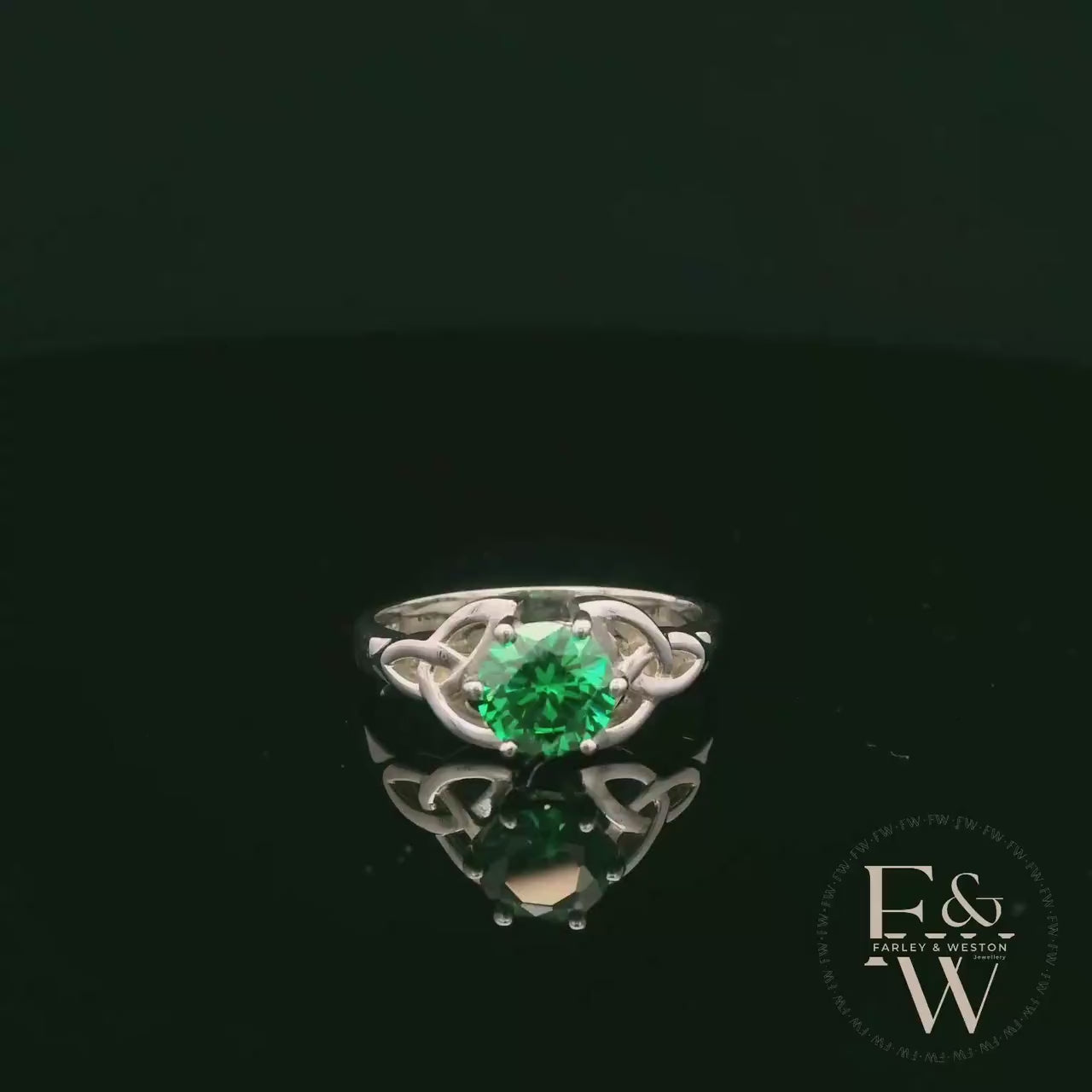 Celtic Patterned 9ct White Gold Emerald CZ Single Stone Ring