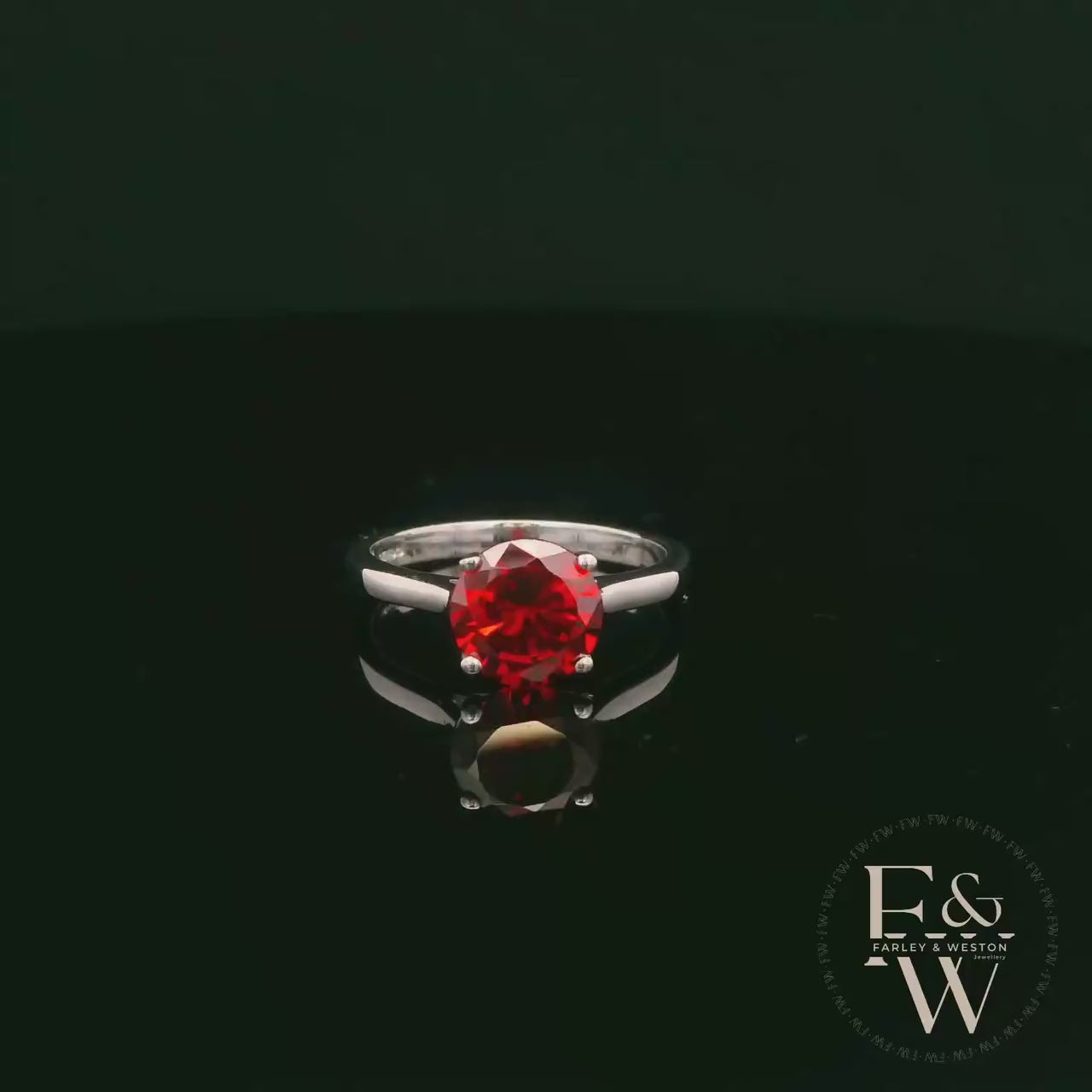 9ct White Gold 2ct Garnet Single Stone Ring